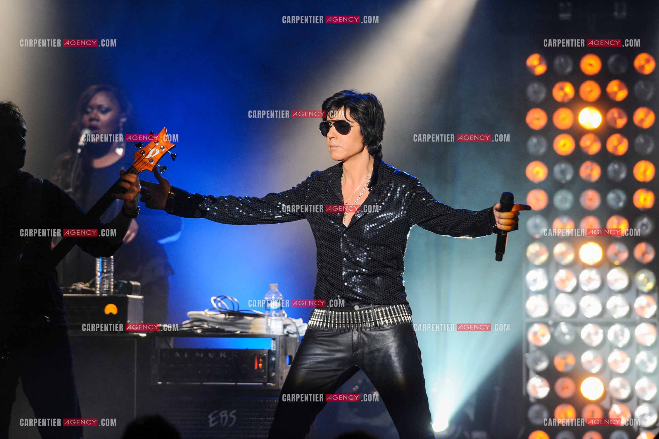 Le chanteur Jean-Luc Lahaye en concert au Bataclan.  ( Exclusif )