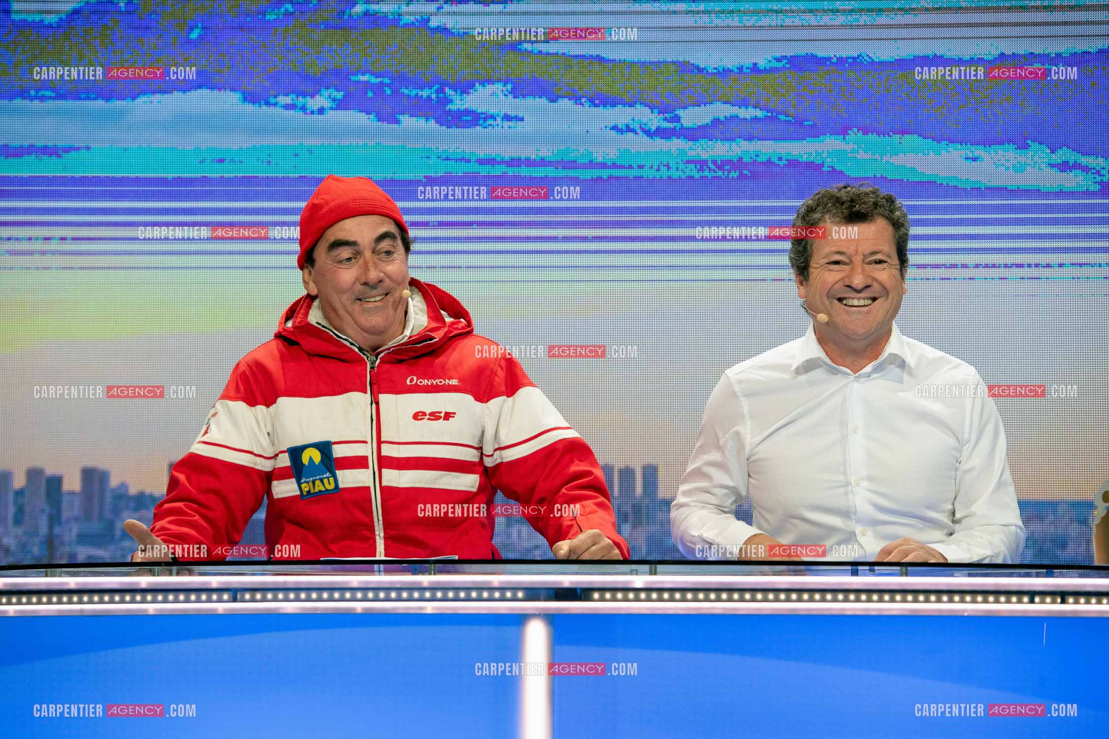 Eric Carrière et Francis Ginibré les deux humoristes Français formant le duo “Les Chevaliers Du Fiel“ au théâtre de Paris à Avignon.    ( Exclusif )