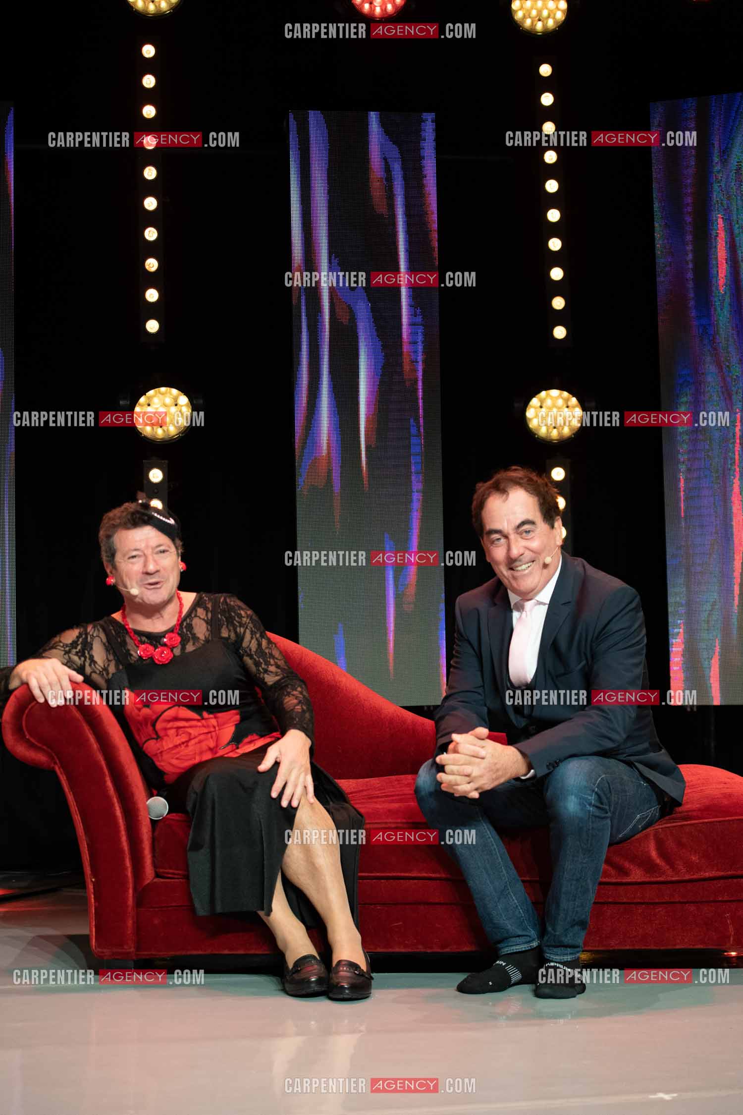 Eric Carrière et Francis Ginibré les deux humoristes Français formant le duo “Les Chevaliers Du Fiel“ au théâtre de Paris à Avignon.    ( Exclusif )