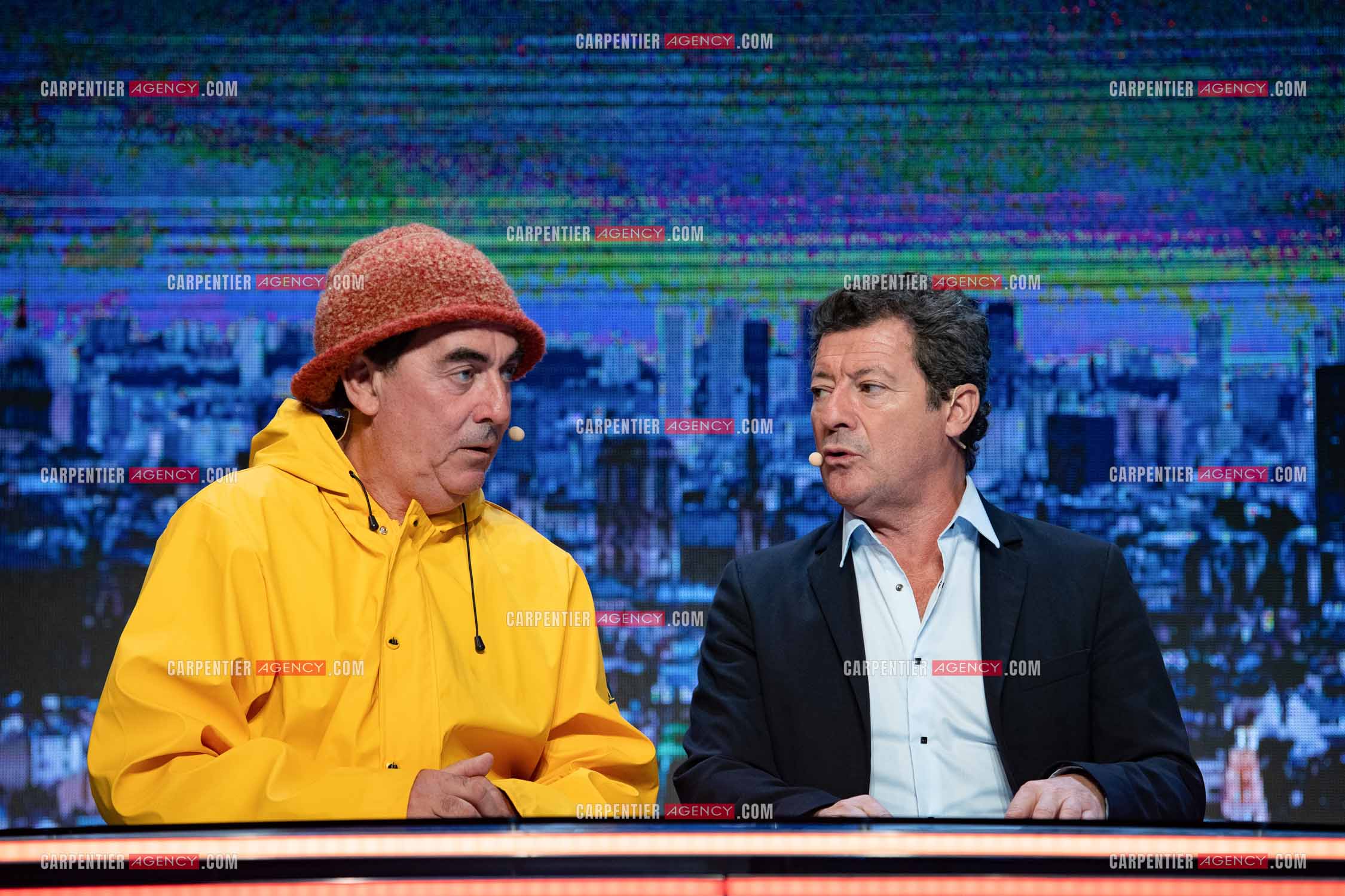 Eric Carrière et Francis Ginibré les deux humoristes Français formant le duo “Les Chevaliers Du Fiel“ au théâtre de Paris à Avignon.    ( Exclusif )