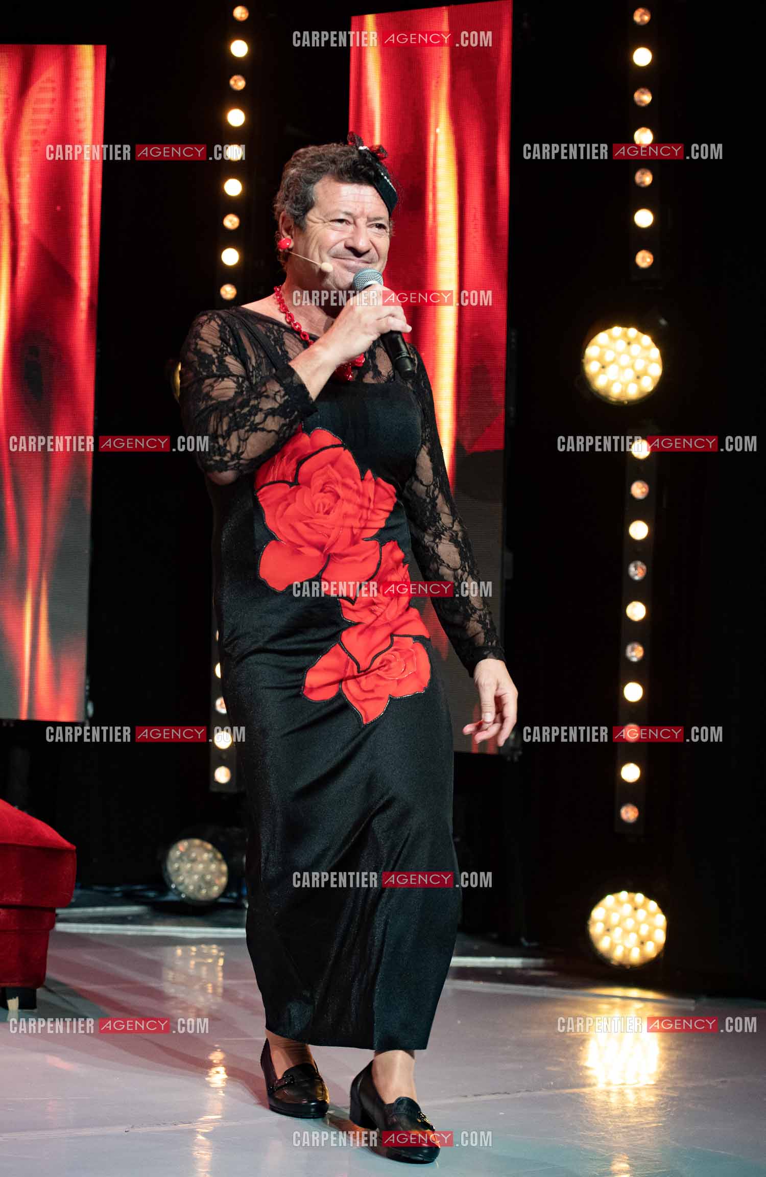 Eric Carrière et Francis Ginibré les deux humoristes Français formant le duo “Les Chevaliers Du Fiel“ au théâtre de Paris à Avignon.    ( Exclusif )