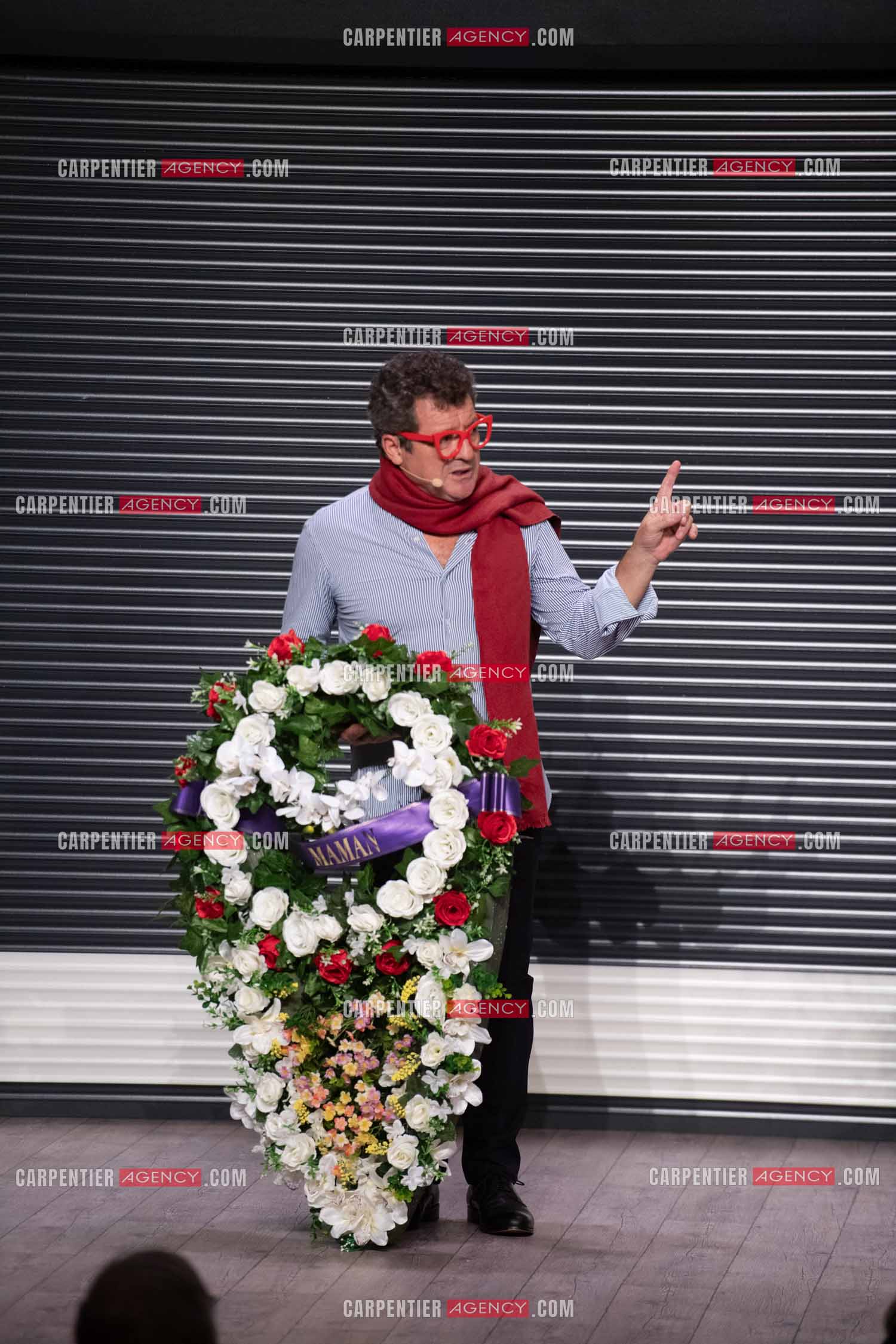Eric Carrière et Francis Ginibré les deux humoristes Français formant le duo “Les Chevaliers Du Fiel“ au théâtre de Paris à Avignon.    ( Exclusif )