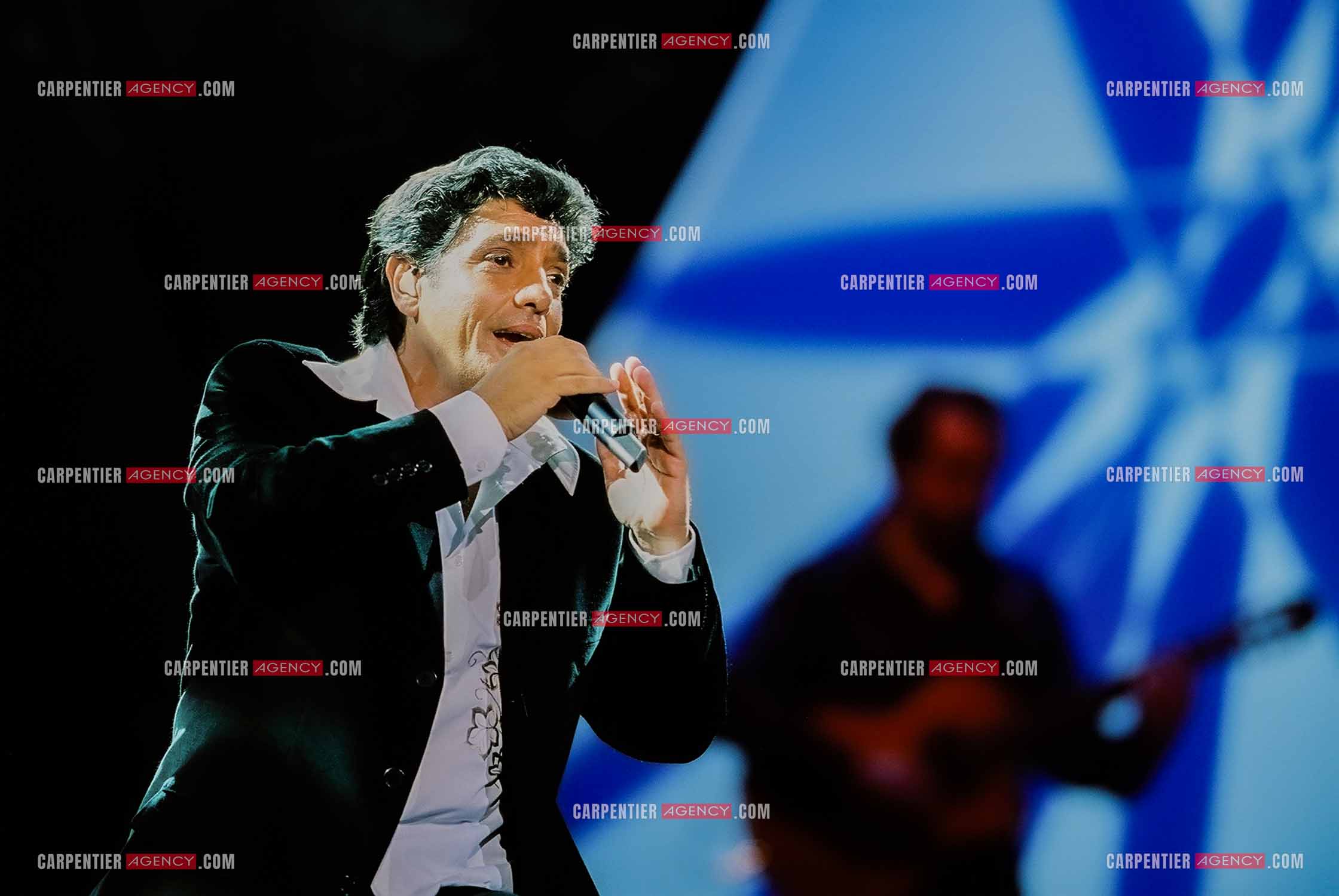 Le chanteur Frédéric François lors de son passage à l'Olympia en 2002.  ( Exclusif )