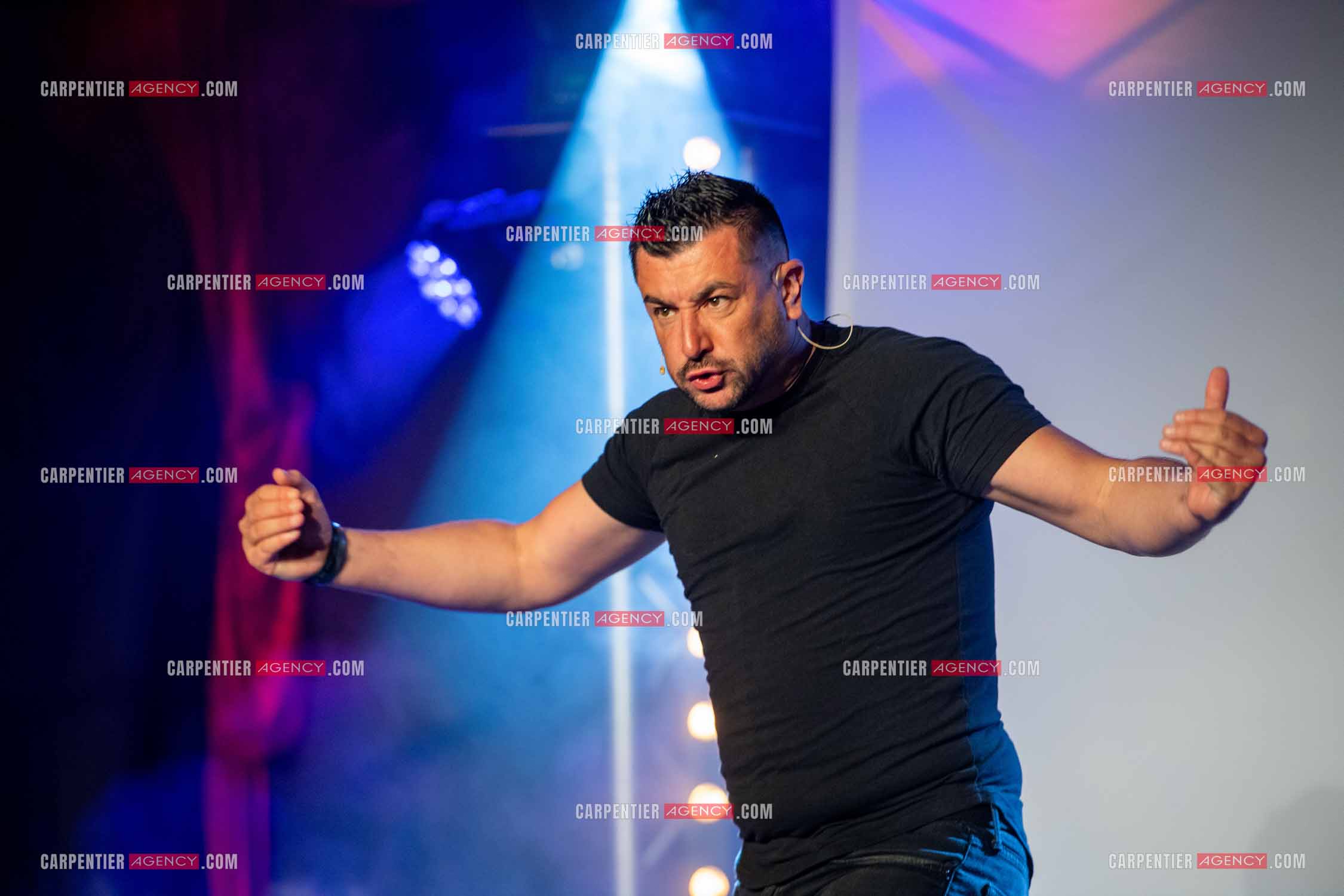 L'humoriste Anthony Joubert en tournée sur le sud de la France.  ( Exclusif )