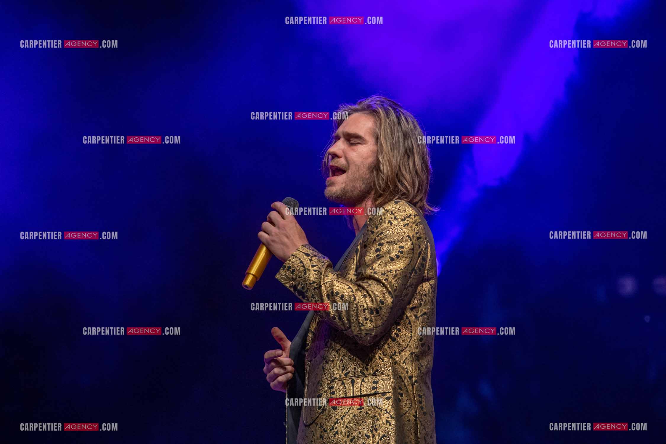 Le ténor Amaury Vassili en concert piano voix au Festival de Sanary.   ( Exclusif )