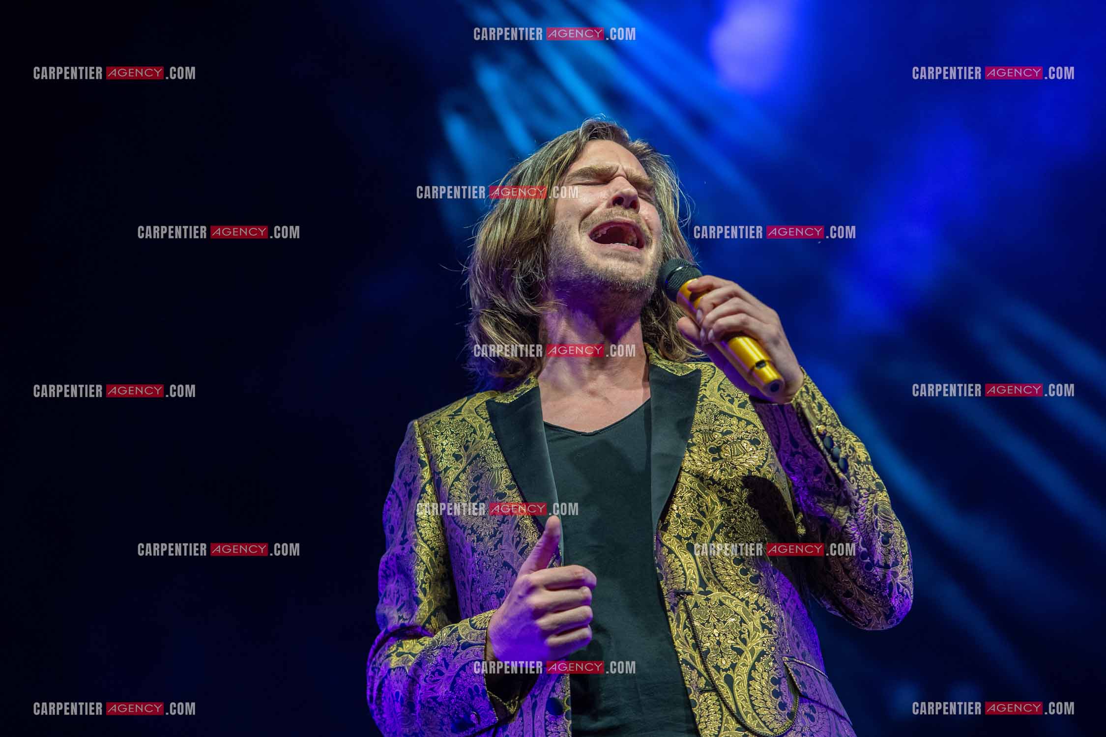 Le ténor Amaury Vassili en concert piano voix au Festival de Sanary.   ( Exclusif )