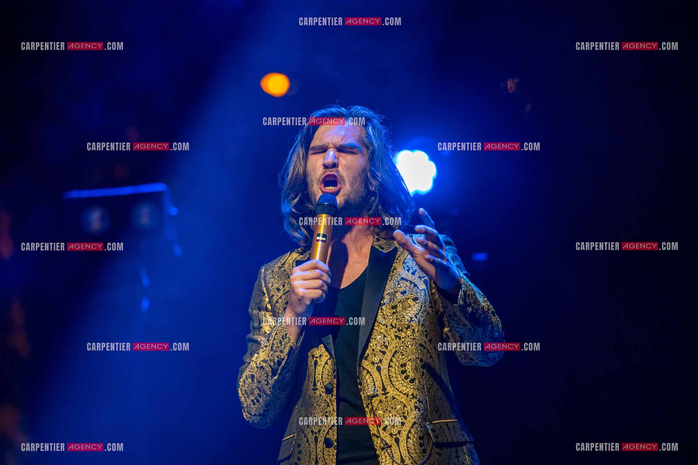 Le ténor Amaury Vassili en concert piano voix au Festival de Sanary.   ( Exclusif )