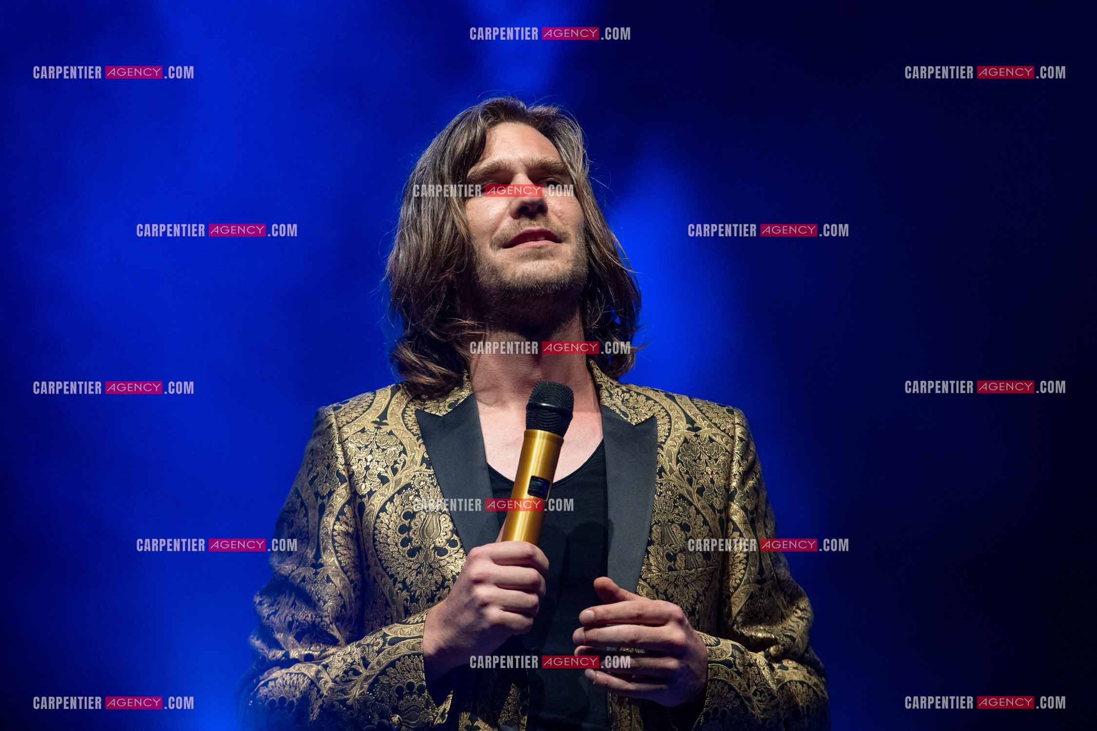 Le ténor Amaury Vassili en concert piano voix au Festival de Sanary.   ( Exclusif )