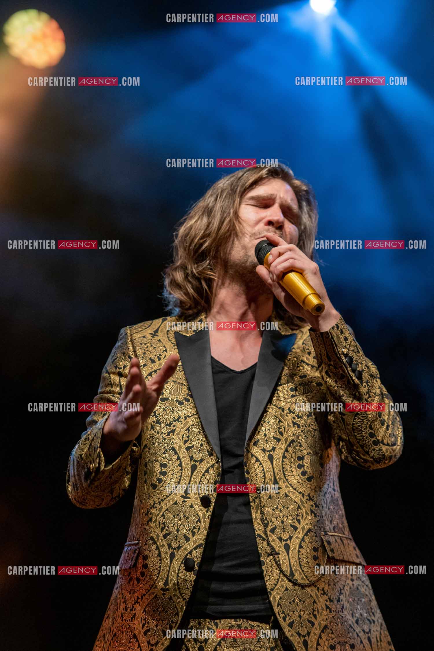 Le ténor Amaury Vassili en concert piano voix au Festival de Sanary.   ( Exclusif )