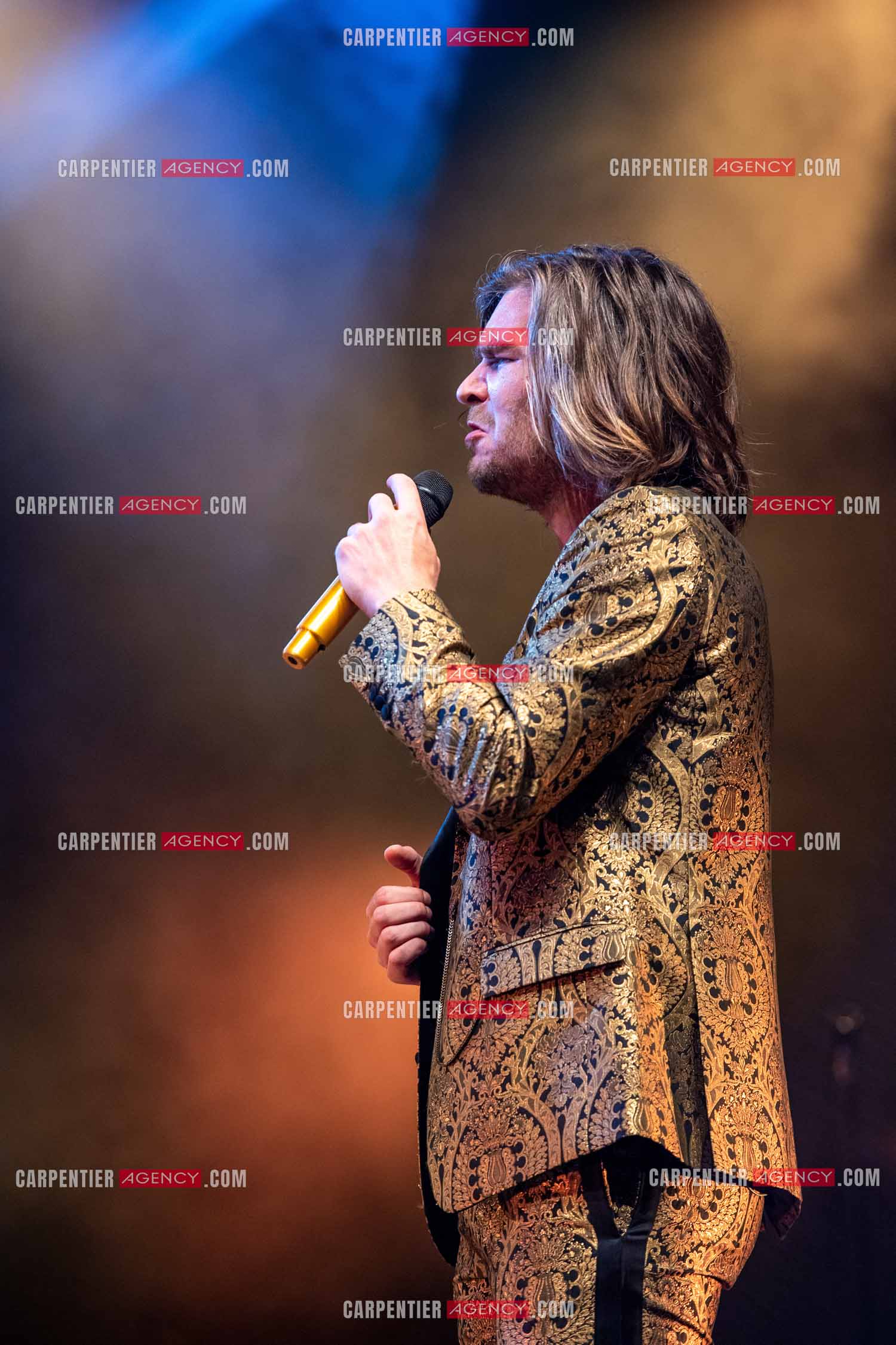 Le ténor Amaury Vassili en concert piano voix au Festival de Sanary.   ( Exclusif )