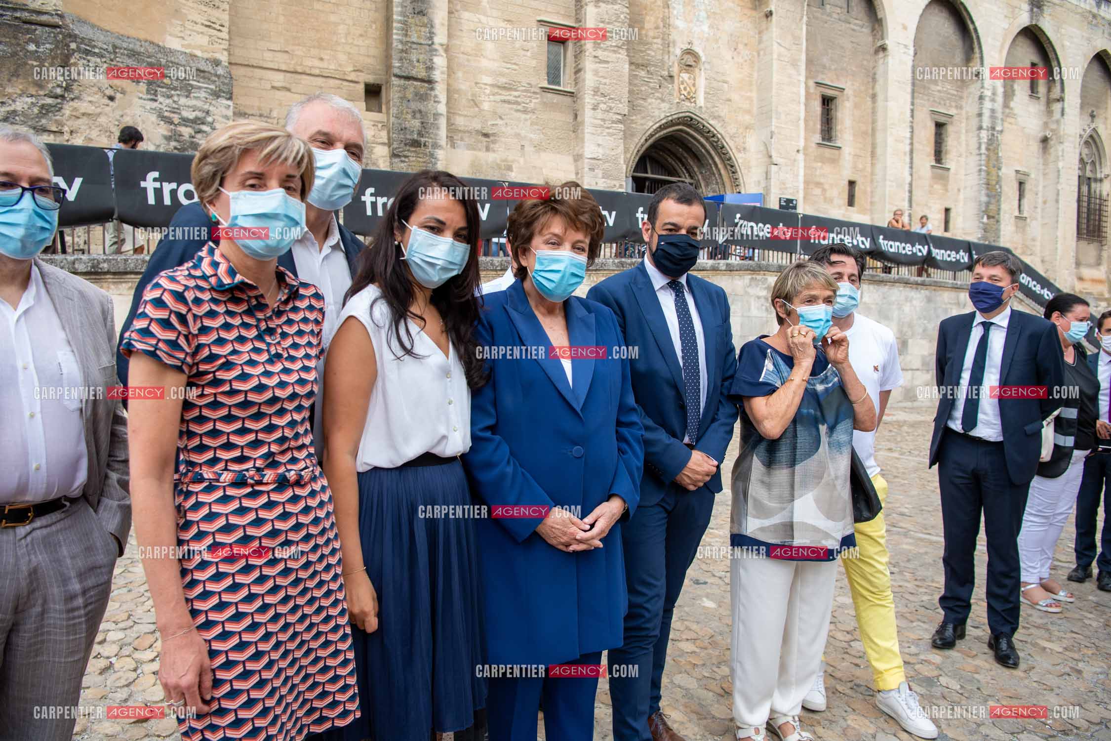 Roselyne Bachelot-Narquin, ministre de la Culture en déplacement a Avignon pour une Visite du Palais des Papes et échanges avec les artistes et les directrices et directeurs des théâtres suivi d'un spectacle vivant de clôture du festival Le souffle d’Avignon.