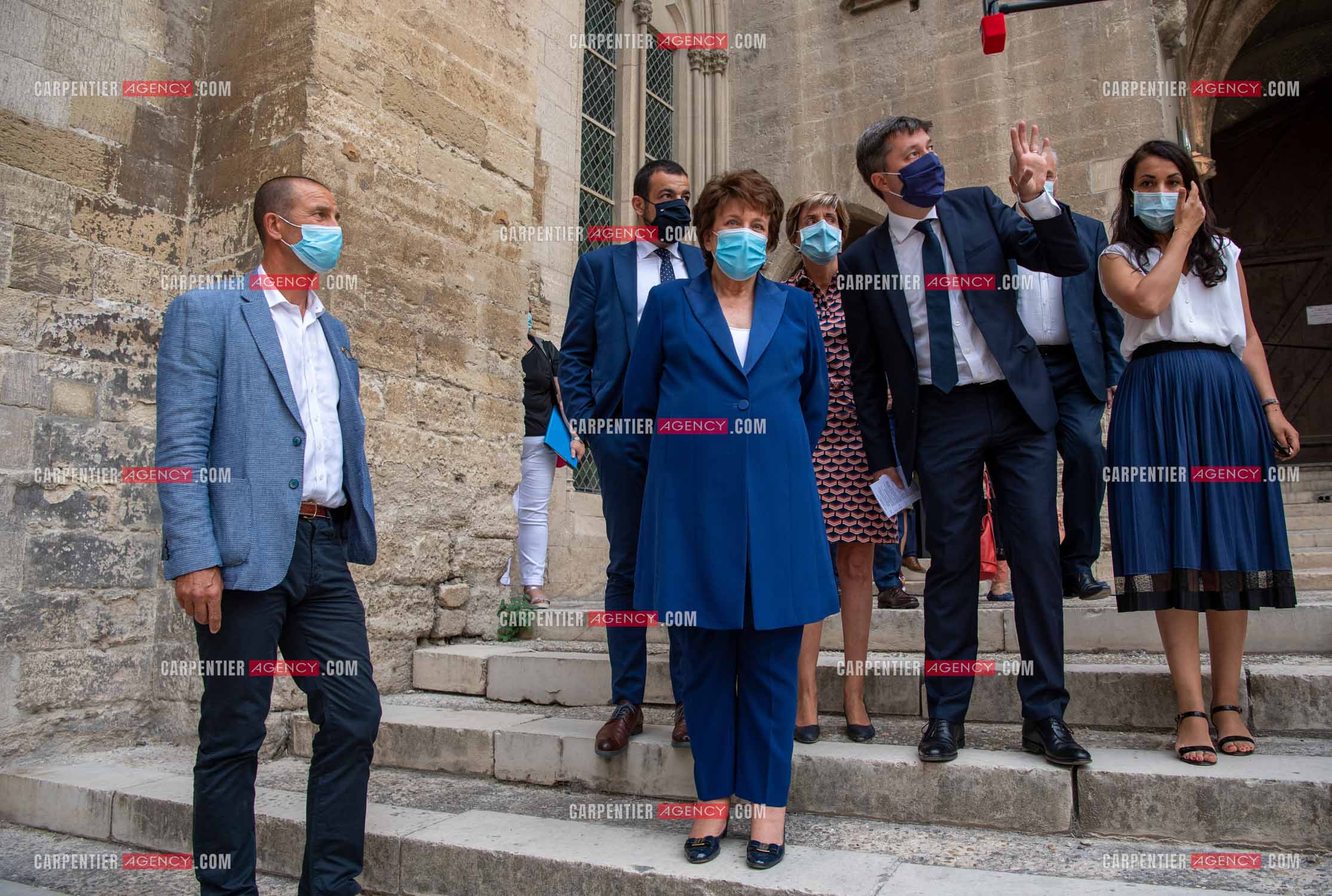 Roselyne Bachelot-Narquin, ministre de la Culture en déplacement a Avignon pour une Visite du Palais des Papes et échanges avec les artistes et les directrices et directeurs des théâtres suivi d'un spectacle vivant de clôture du festival Le souffle d’Avignon.