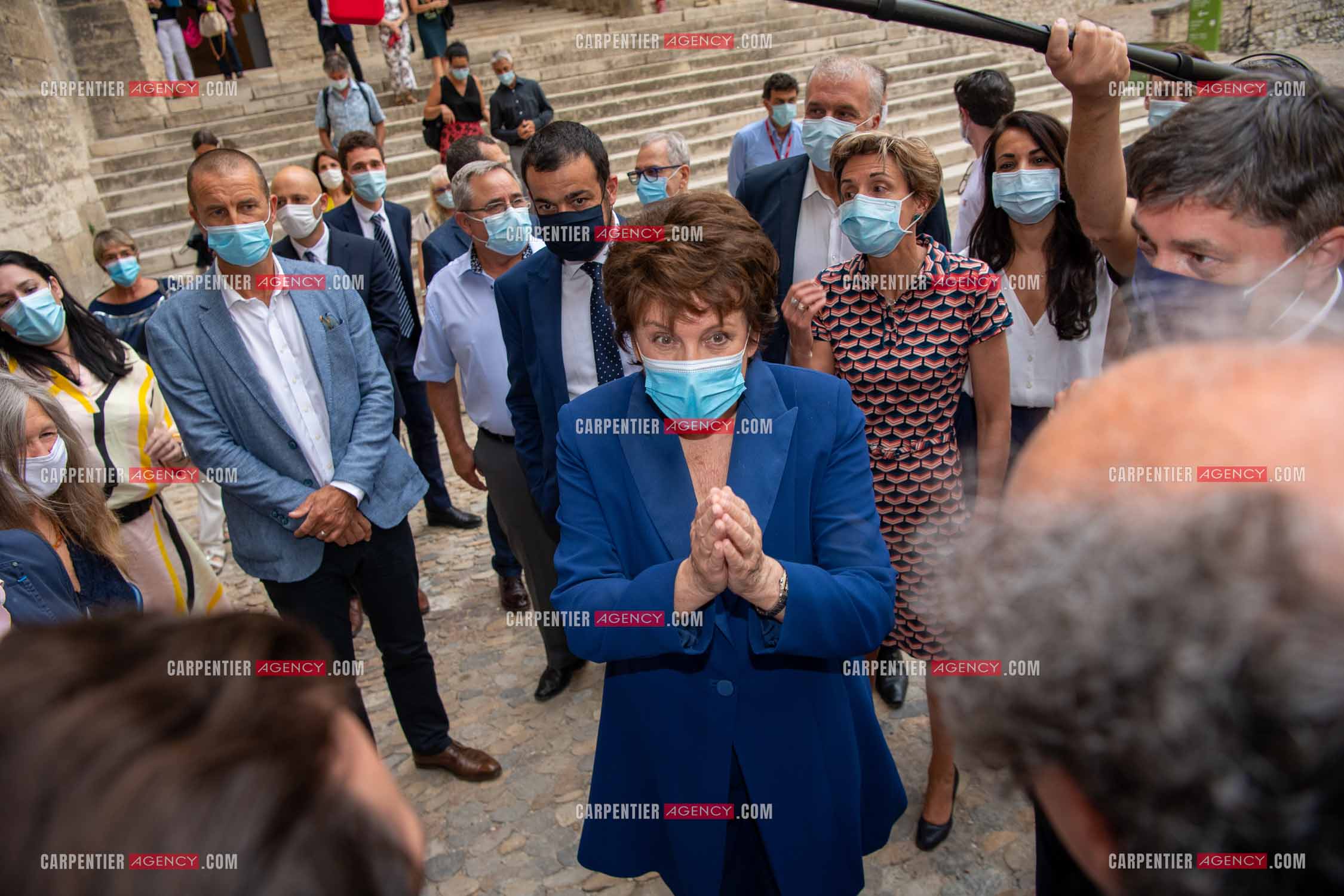 Roselyne Bachelot-Narquin, ministre de la Culture en déplacement a Avignon pour une Visite du Palais des Papes et échanges avec les artistes et les directrices et directeurs des théâtres suivi d'un spectacle vivant de clôture du festival Le souffle d’Avignon.