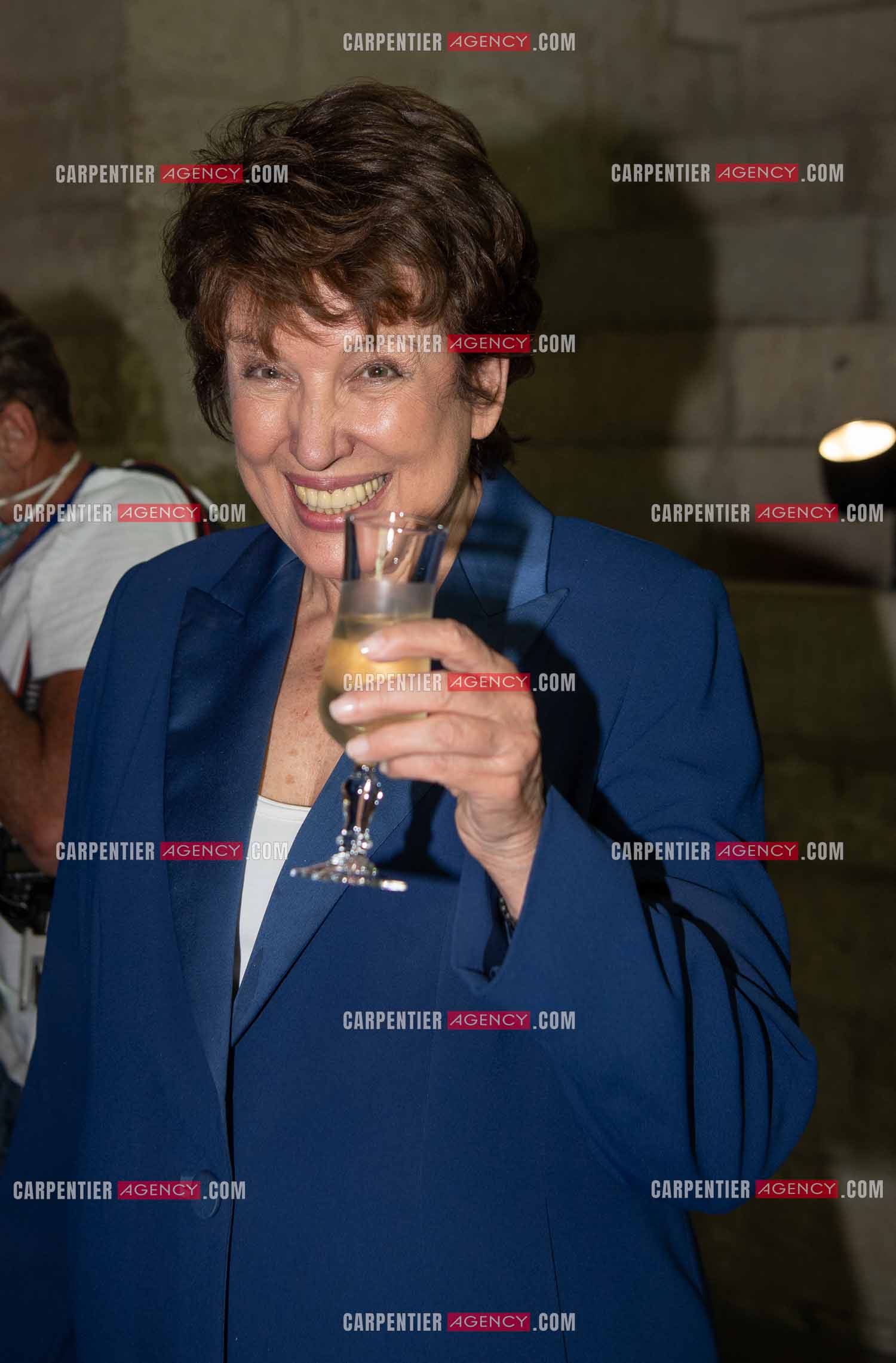 Roselyne Bachelot-Narquin, ministre de la Culture en déplacement a Avignon pour une Visite du Palais des Papes et échanges avec les artistes et les directrices et directeurs des théâtres suivi d'un spectacle vivant de clôture du festival Le souffle d’Avignon.