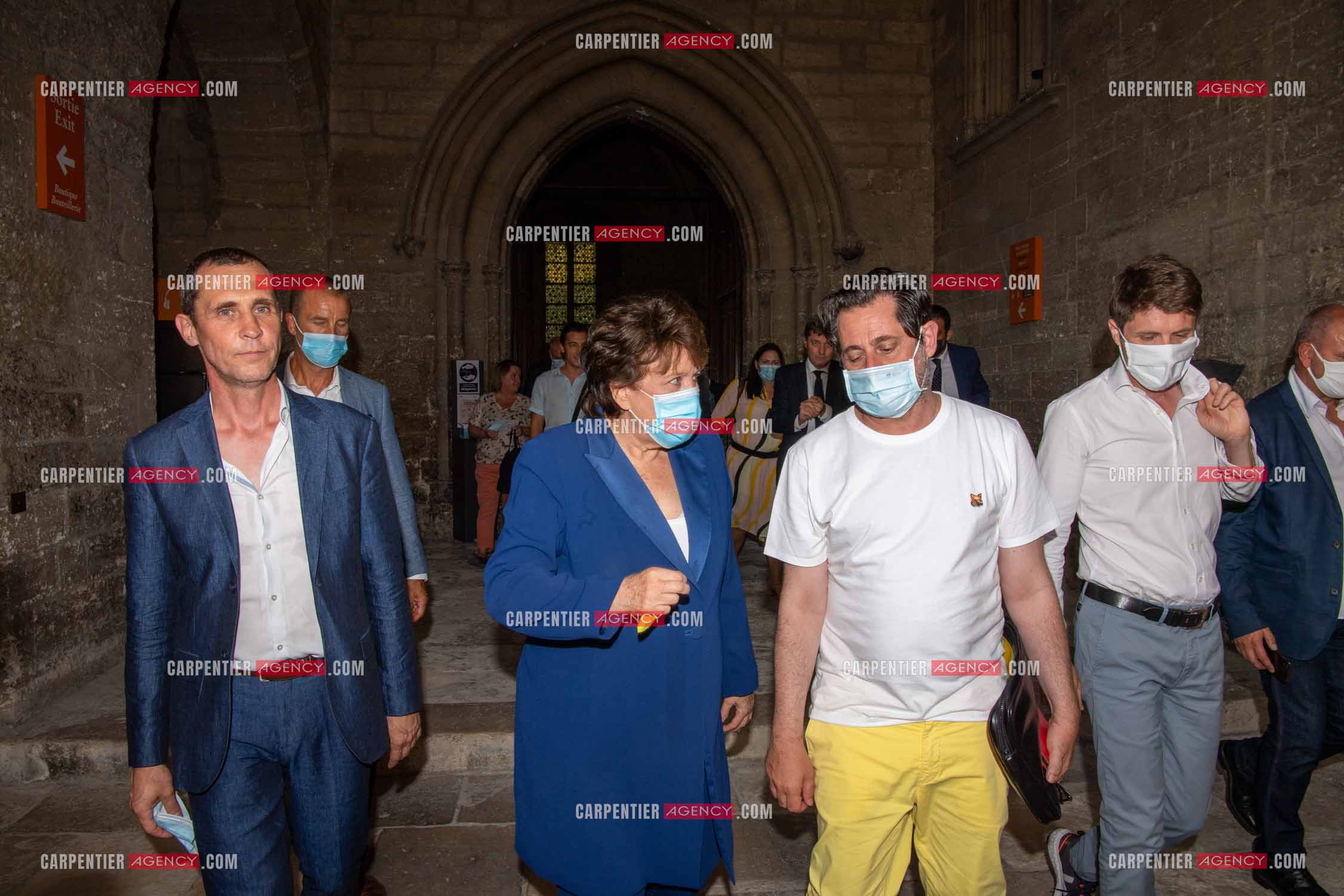 Roselyne Bachelot-Narquin, ministre de la Culture en déplacement a Avignon pour une Visite du Palais des Papes et échanges avec les artistes et les directrices et directeurs des théâtres suivi d'un spectacle vivant de clôture du festival Le souffle d’Avignon.