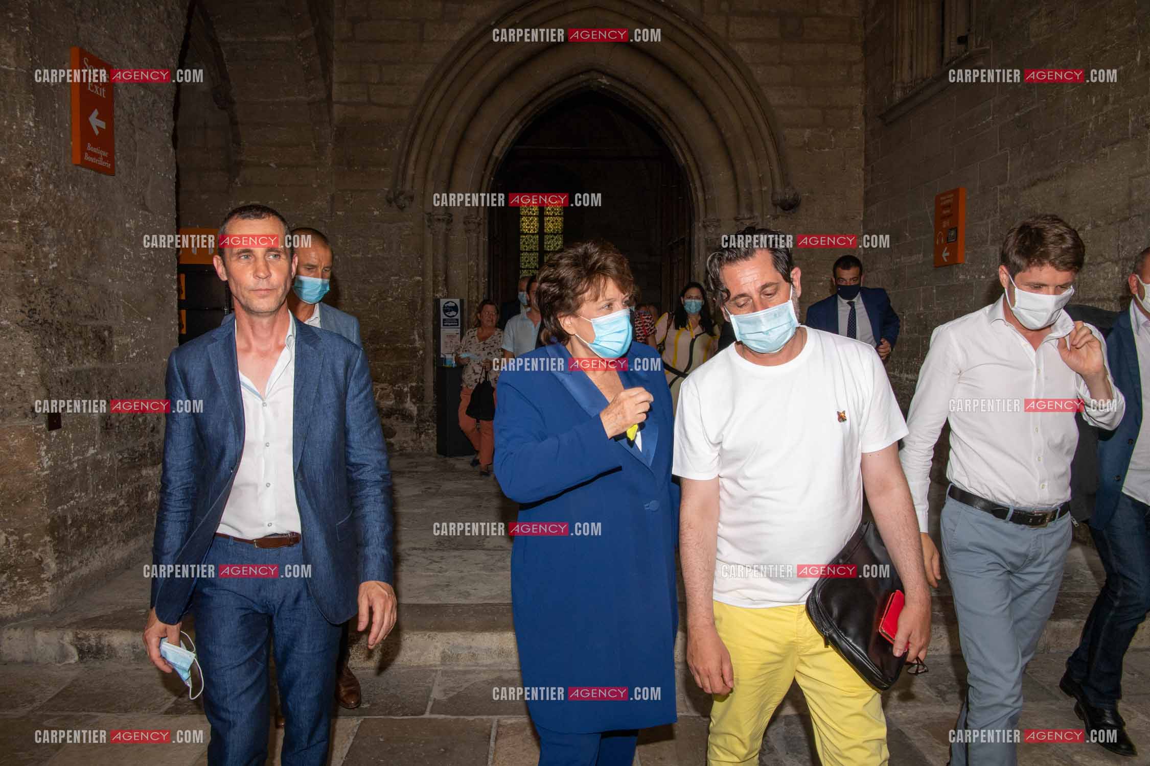 Roselyne Bachelot-Narquin, ministre de la Culture en déplacement a Avignon pour une Visite du Palais des Papes et échanges avec les artistes et les directrices et directeurs des théâtres suivi d'un spectacle vivant de clôture du festival Le souffle d’Avignon.