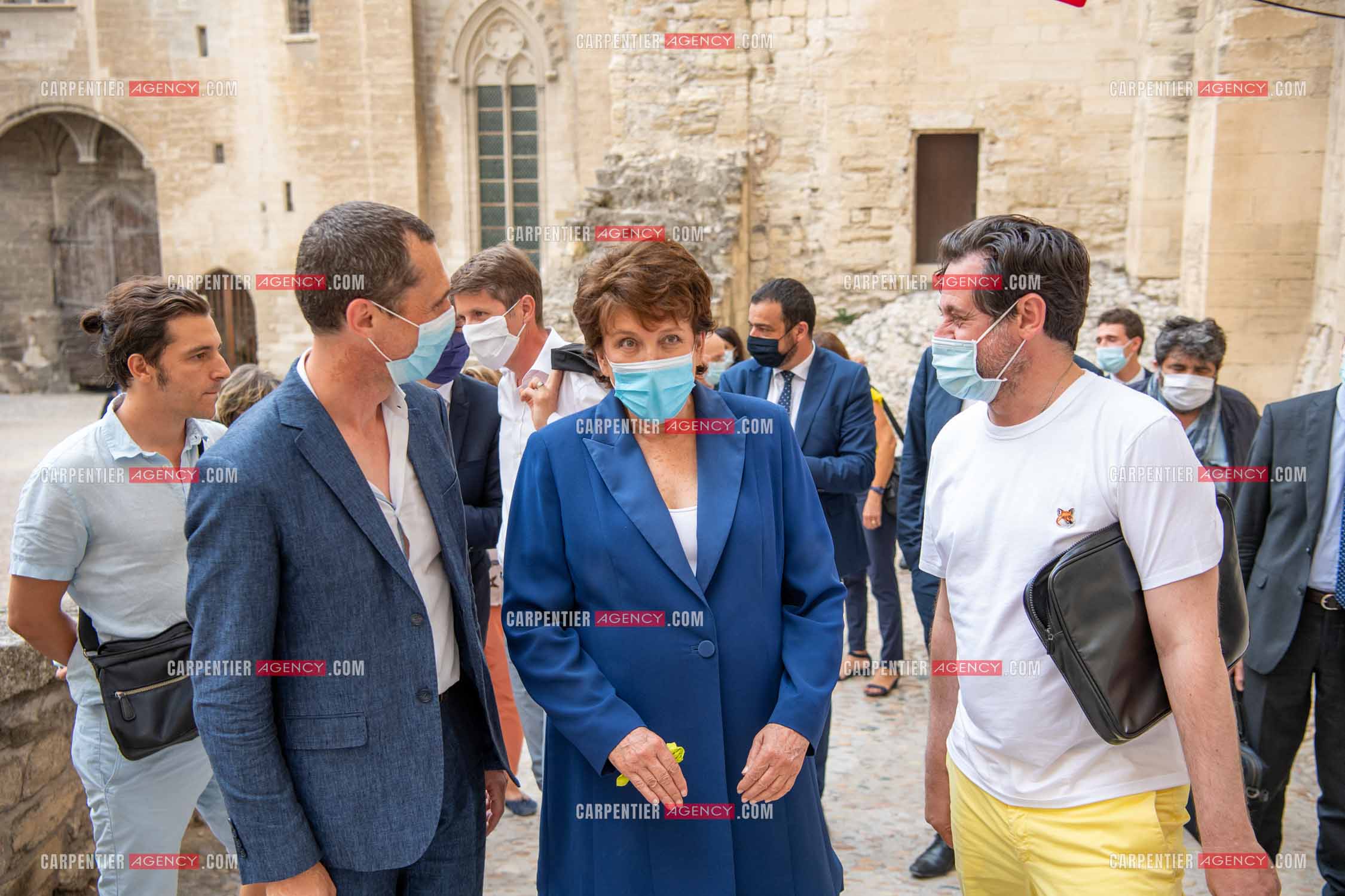 Roselyne Bachelot-Narquin, ministre de la Culture en déplacement a Avignon pour une Visite du Palais des Papes et échanges avec les artistes et les directrices et directeurs des théâtres suivi d'un spectacle vivant de clôture du festival Le souffle d’Avignon.