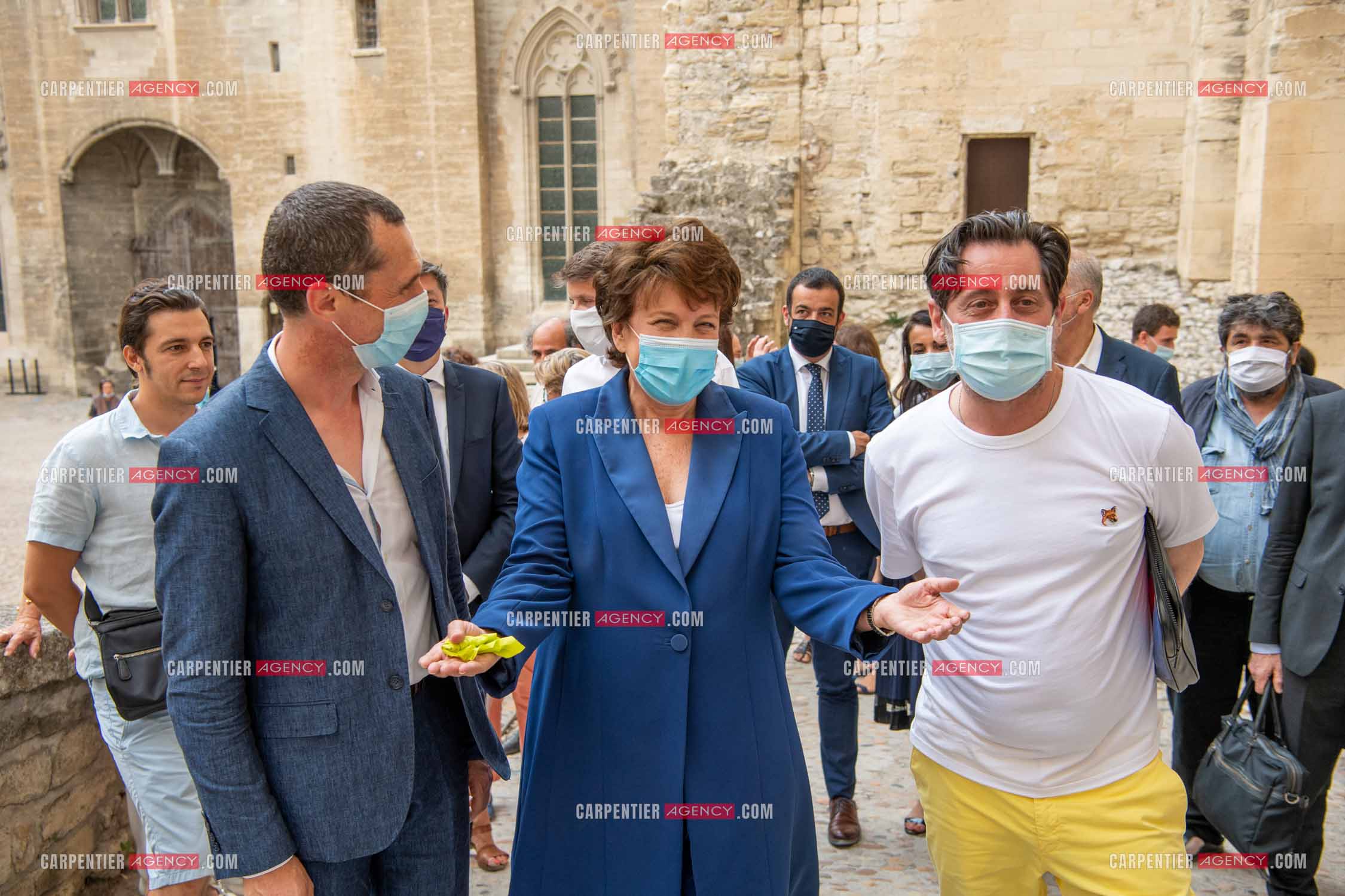 Roselyne Bachelot-Narquin, ministre de la Culture en déplacement a Avignon pour une Visite du Palais des Papes et échanges avec les artistes et les directrices et directeurs des théâtres suivi d'un spectacle vivant de clôture du festival Le souffle d’Avignon.