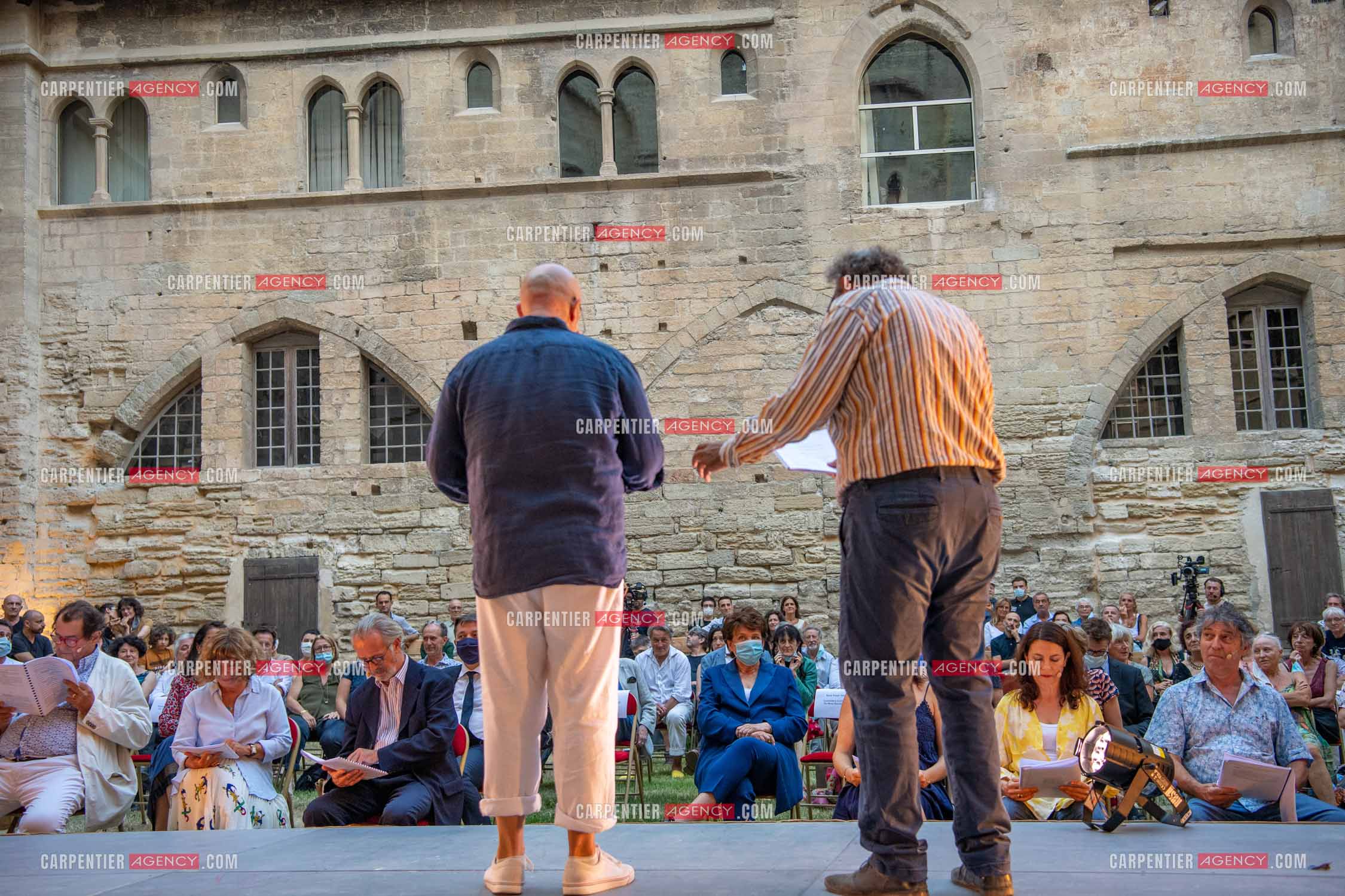 Roselyne Bachelot-Narquin, ministre de la Culture en déplacement a Avignon pour une Visite du Palais des Papes et échanges avec les artistes et les directrices et directeurs des théâtres suivi d'un spectacle vivant de clôture du festival Le souffle d’Avignon.