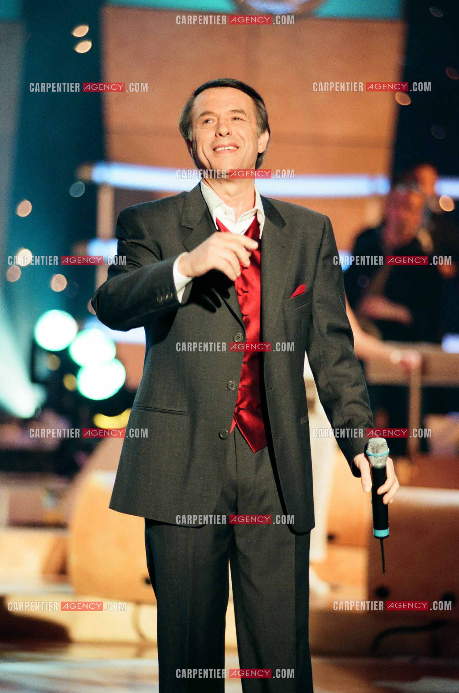 Le chanteur Salvatore Adamo invité de l'émission “ FA SI LA CHANTER “.     ( Exclusif )