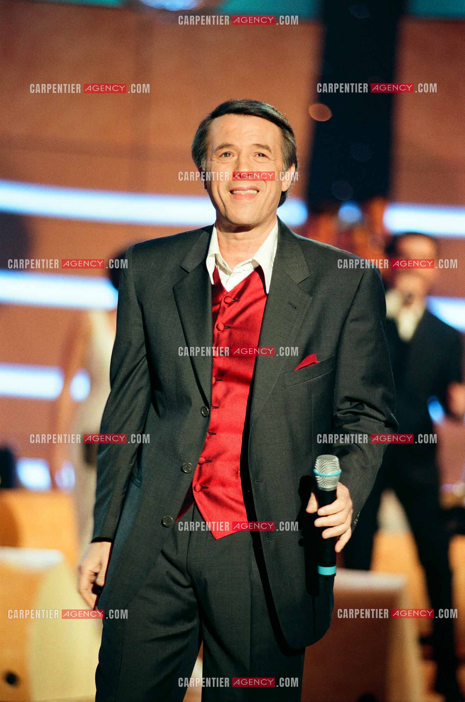 Le chanteur Salvatore Adamo invité de l'émission “ FA SI LA CHANTER “.     ( Exclusif )