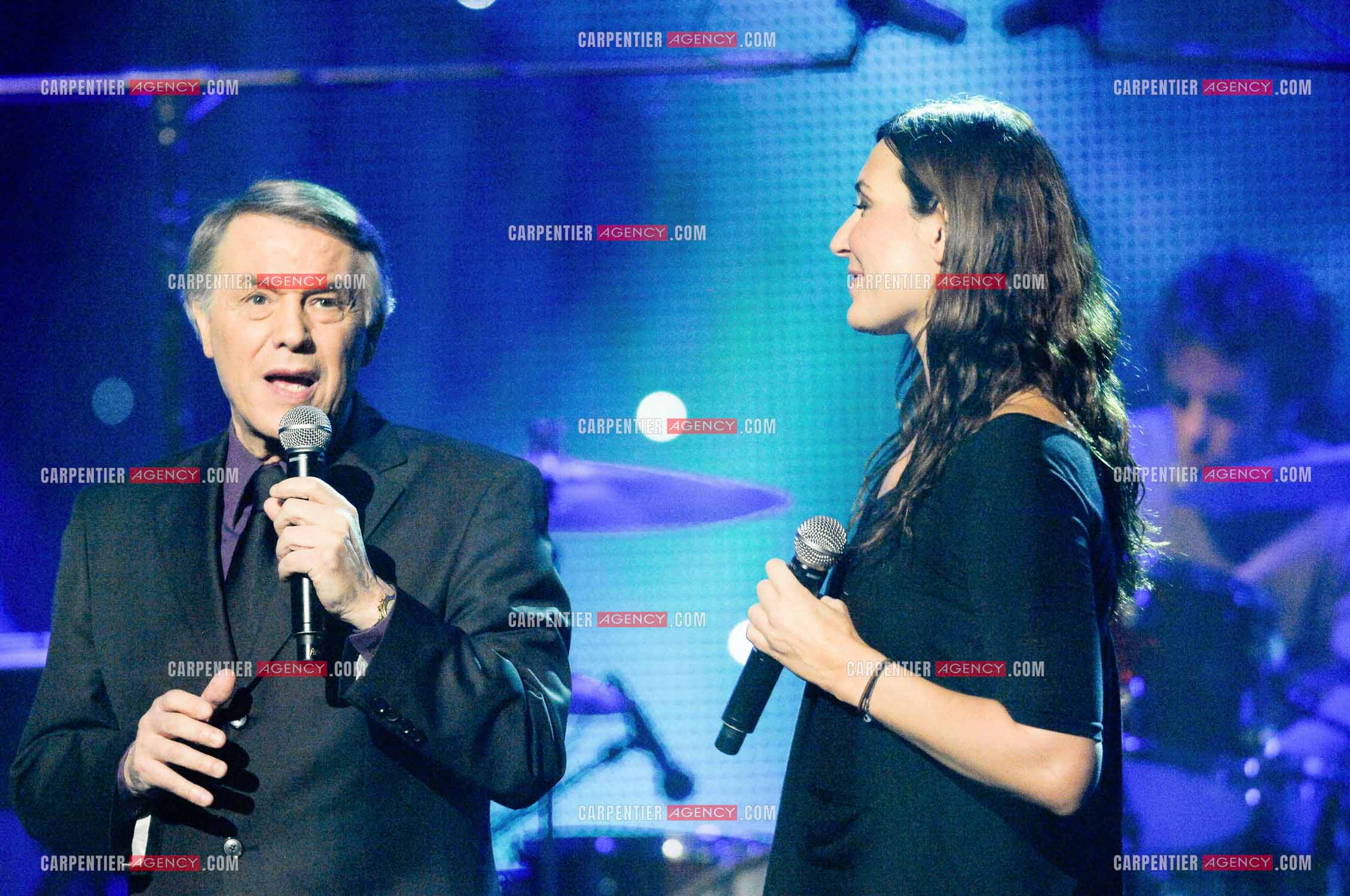 Le chanteur SALVATORE ADAMO et la chanteuse ZAZIE en duo au Zénith de Paris pour le concert SOL EN SI au profit du SIDA.