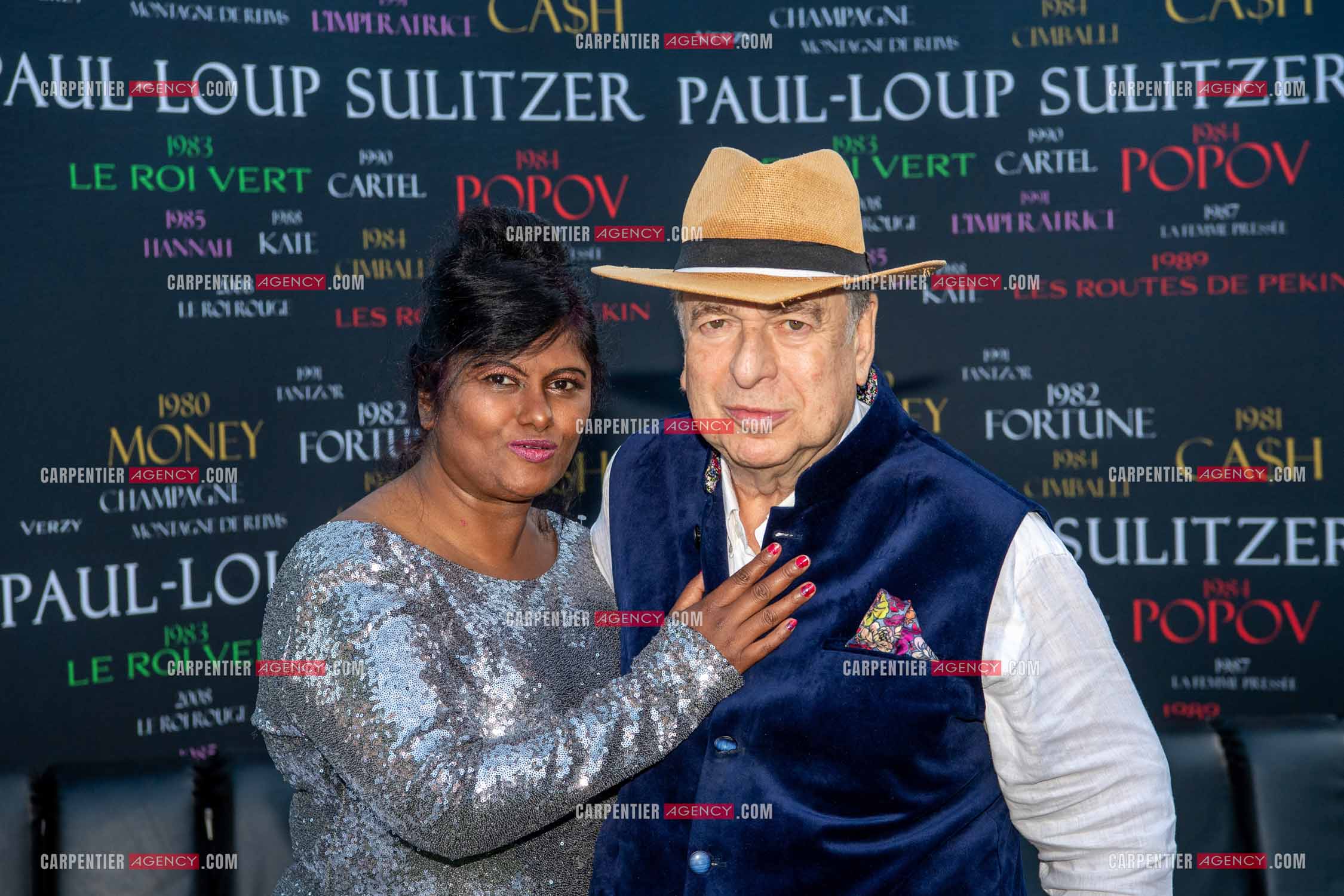 Paul-Loup Sulitzer fête ses 74 ans avec sa compagne  Supriya Answya Devi Rathoar au VIP de St Tropez entouré de tous ses proches. ( Exclusif )
