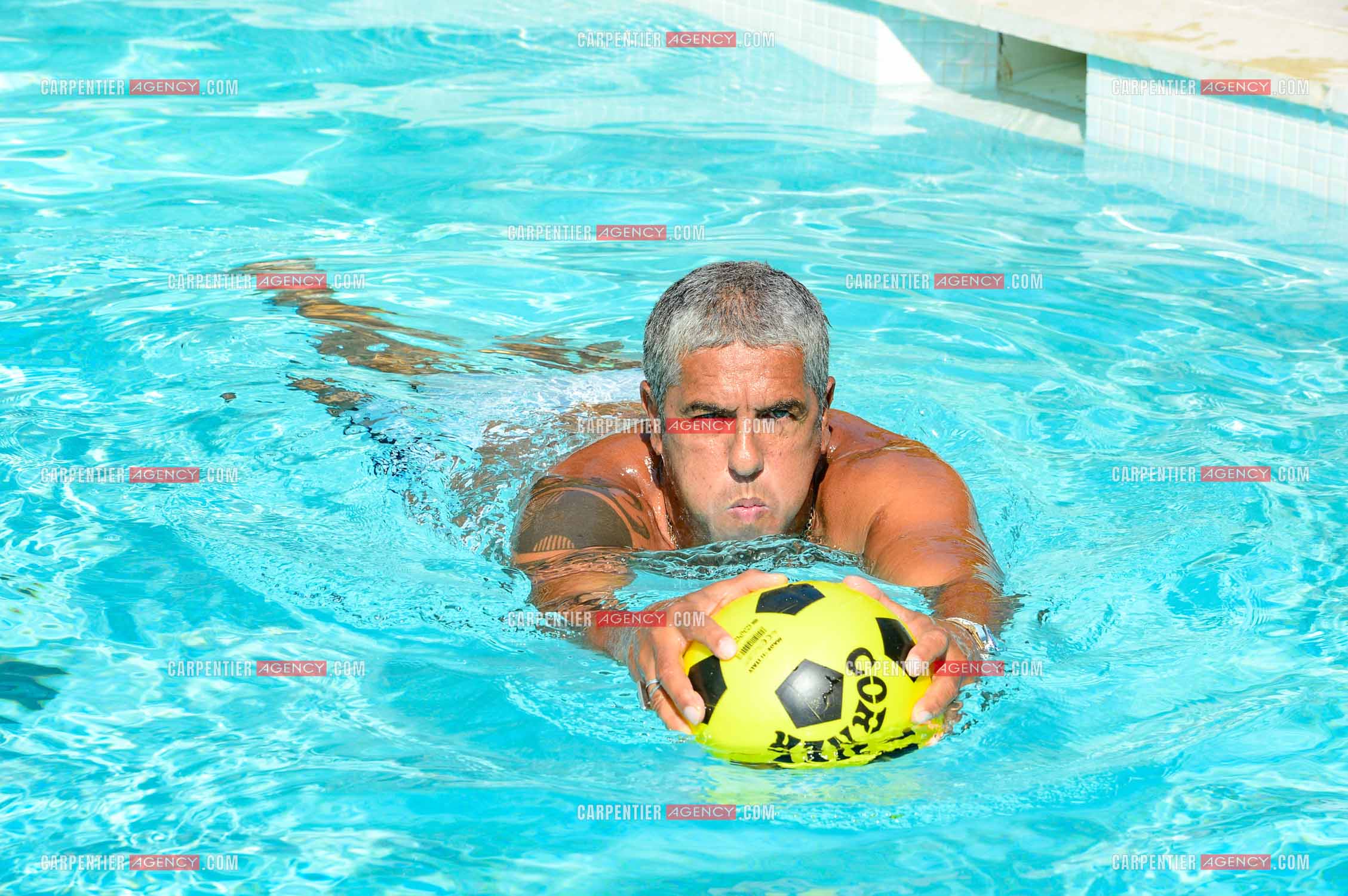 L'acteur Samy Naceri en vacances a St Tropez.  ( Exclusif )