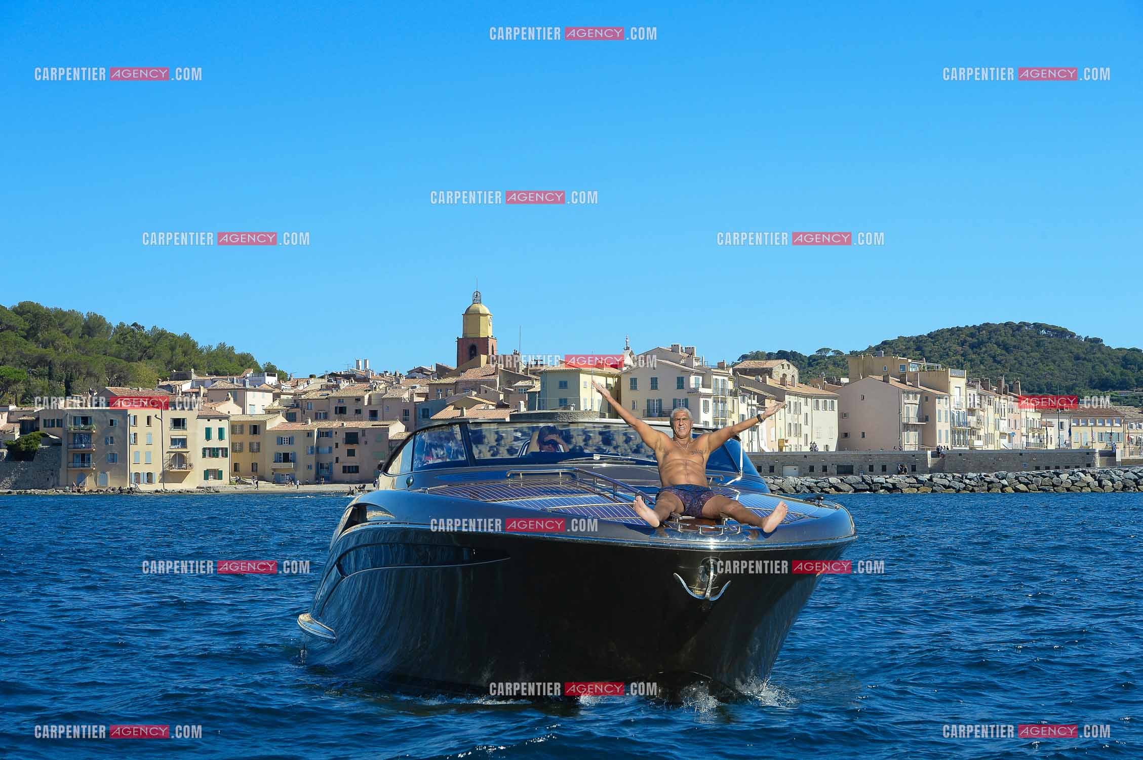 L'acteur Samy Naceri lors de ses vacances a St Tropez.  ( Exclusif )