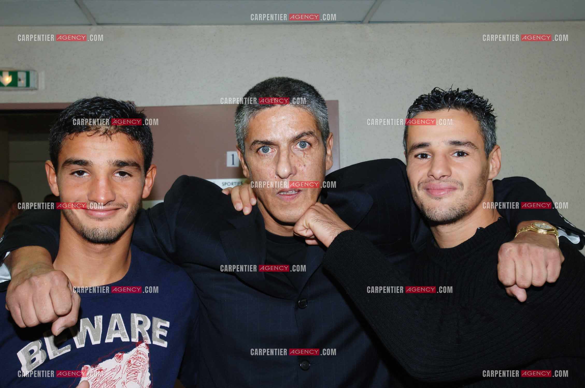 Samy Naceri entouré de Farid Khider et son frère Mourad.    ( Exclusif )