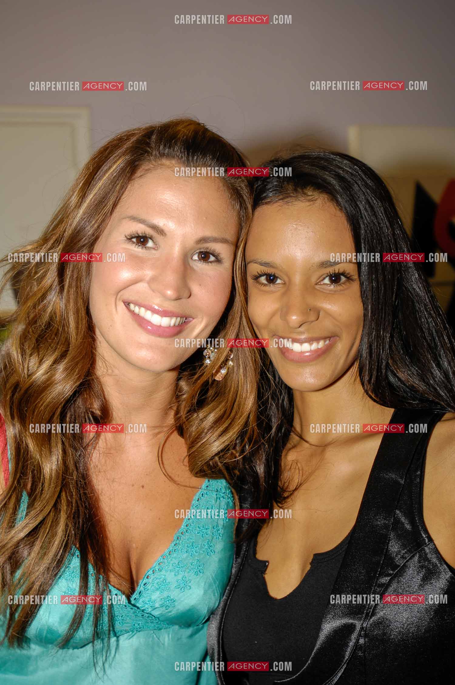 Concert privé pour le soutien des dons d'organes et de la greffe dans l'enceinte de l'hôpital Necker à Paris " NECK'AIR DE MUSIQUE “ . Les chanteuses Vitaa et Shy’m. ( Exclusif )