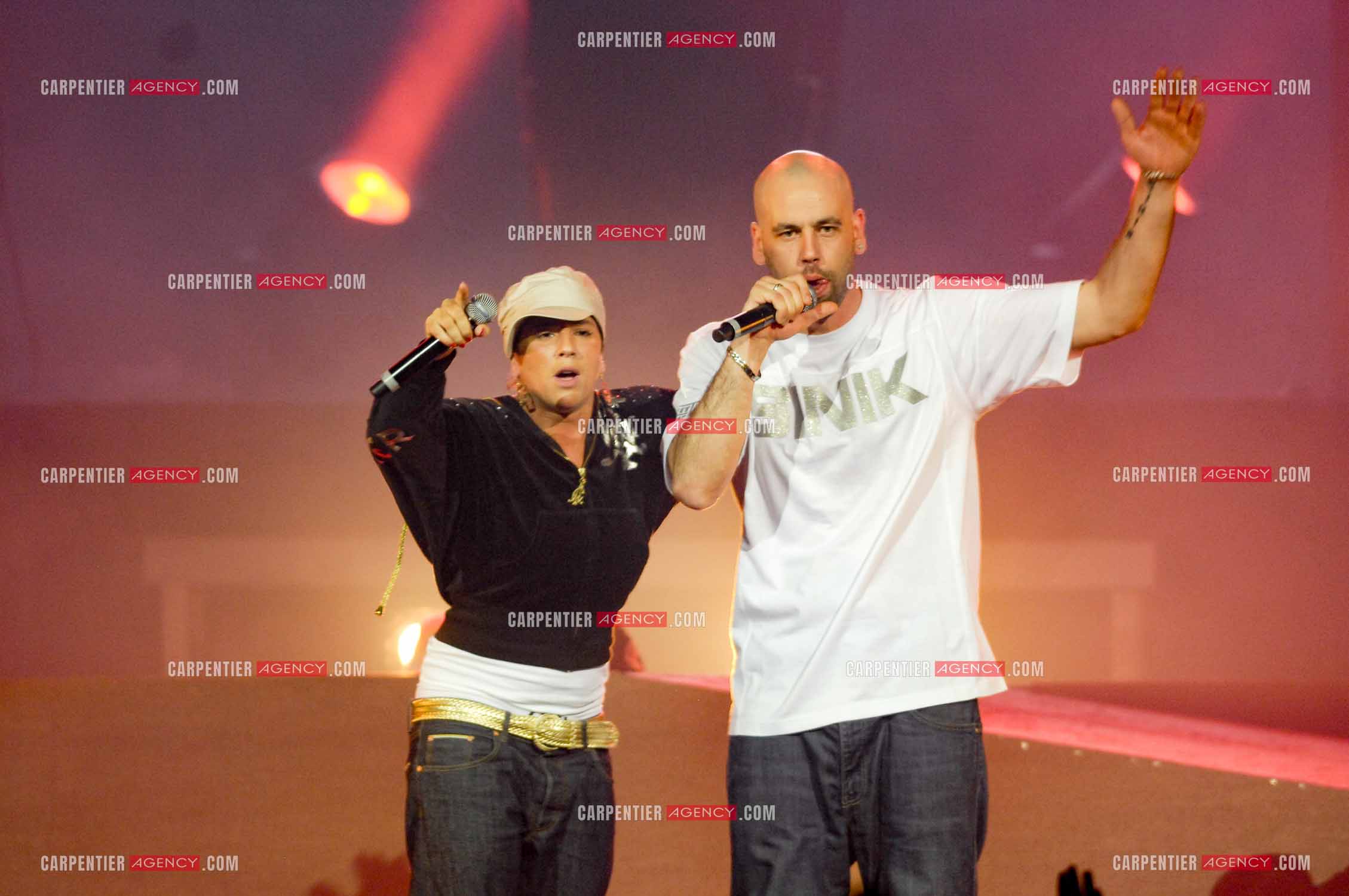 Le rappeur Sinik en concert au Zénith de Paris. Le rappeur Sinik et la rappeuse Diam's pour un duo. ( Exclusif )