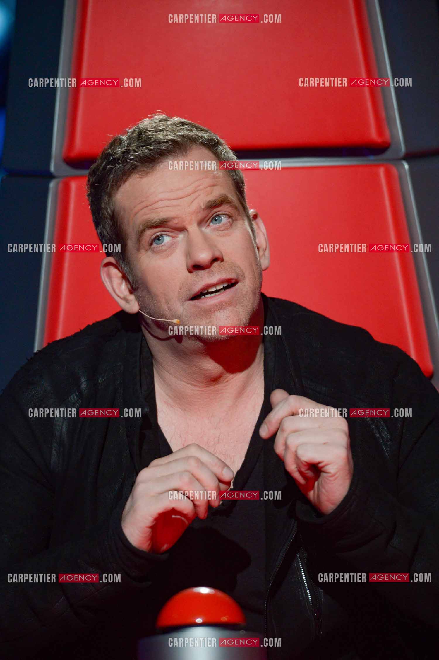 Le chanteur Garou coach dans l'émission The Voice saison 2.        ( Exclusif )