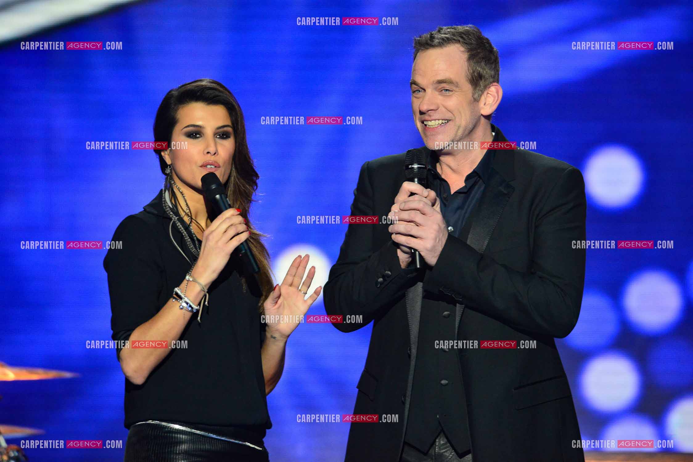 Saison 3 de l'émission The Voice. L'animatrice Karine Ferri et le coach Garou.           ( Exclusif )