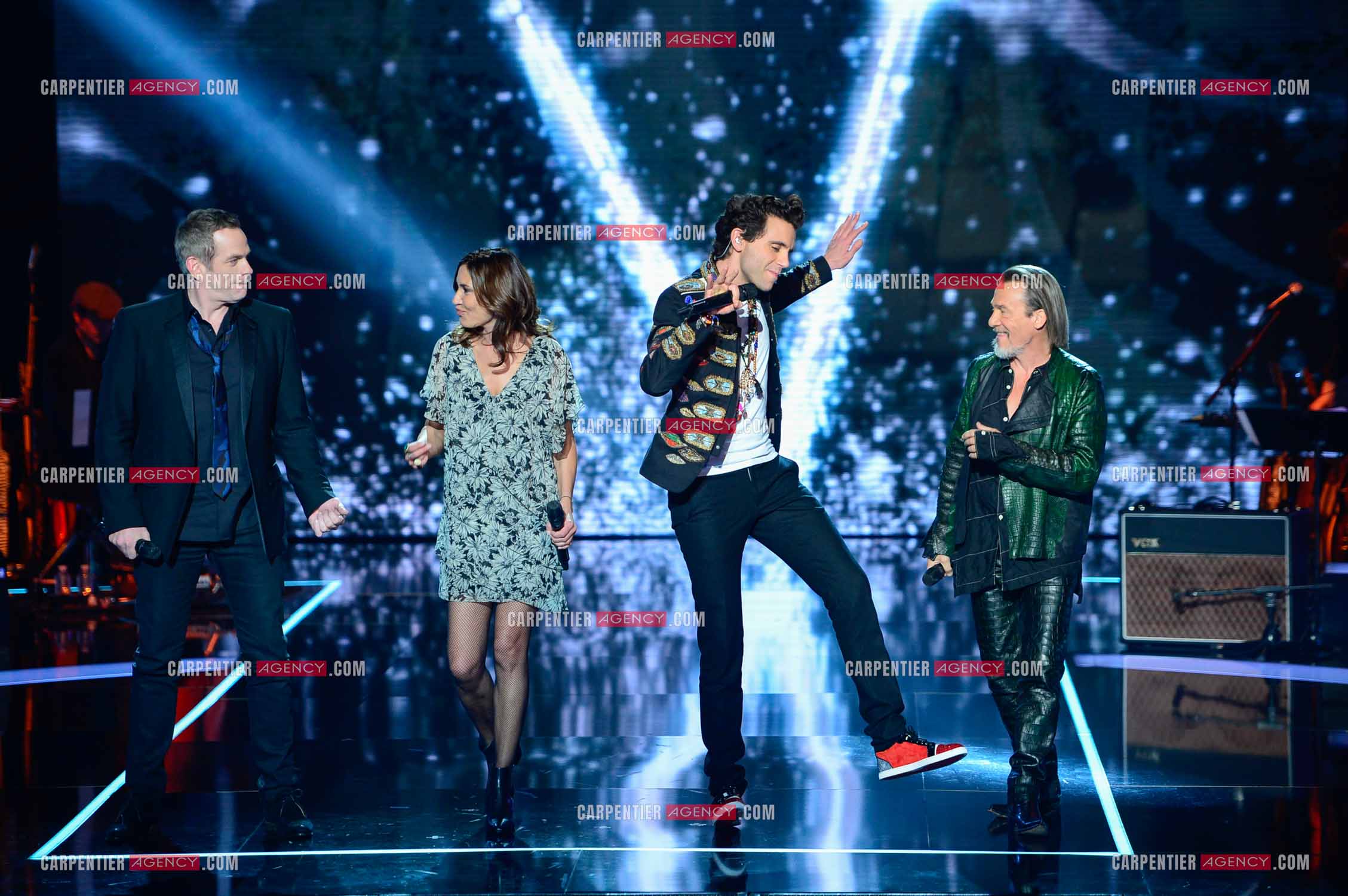 Les quatre coachs Garou, Zazie, Mika et Florent Pagny   sur le plateau de l'émission THE VOICE. ( Exclusif )