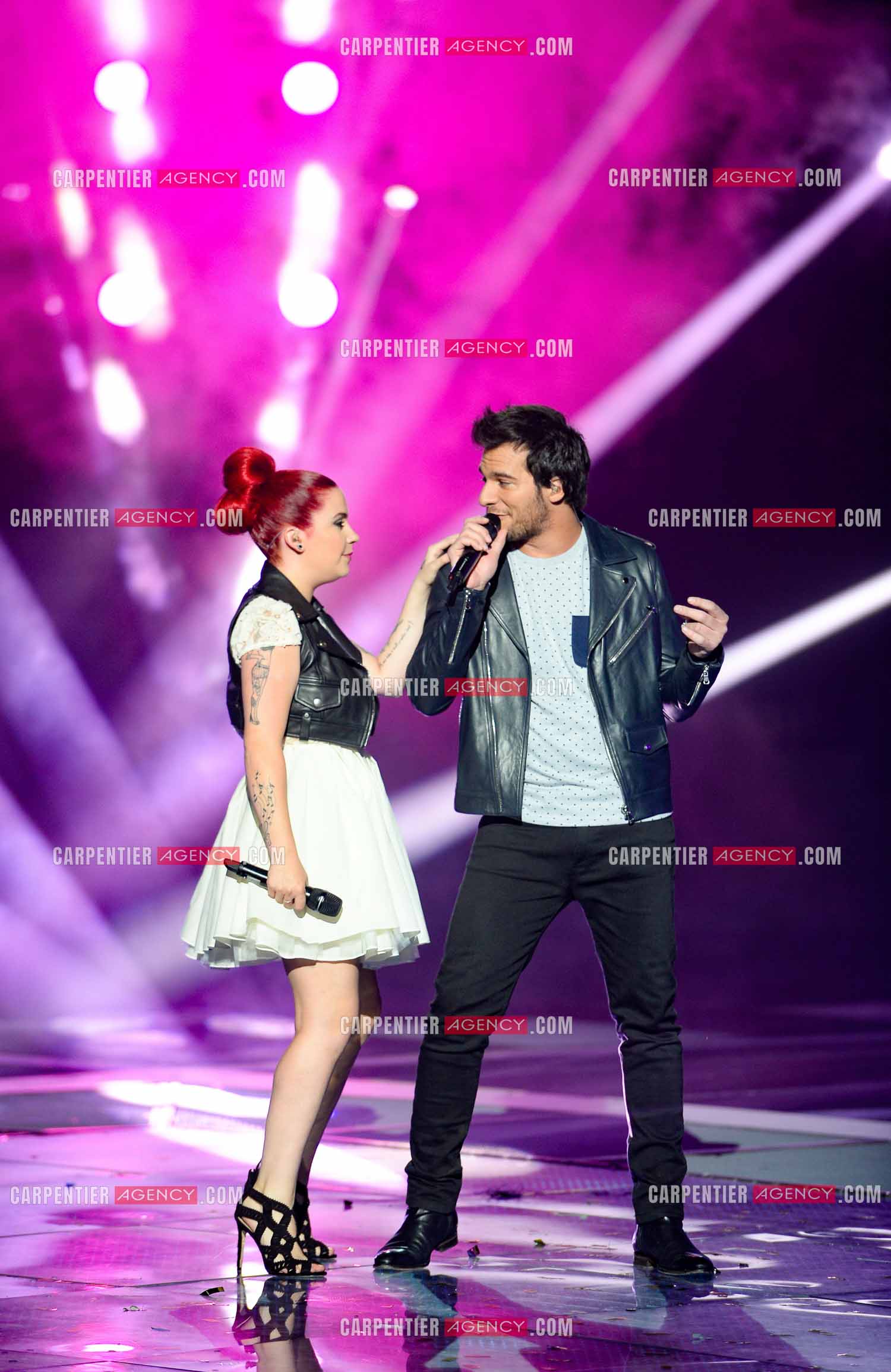 Saison 3 de l'émission The Voice. Duo entre les deux candidats Manon Trinquier et Amir Haddad.             ( Exclusif )