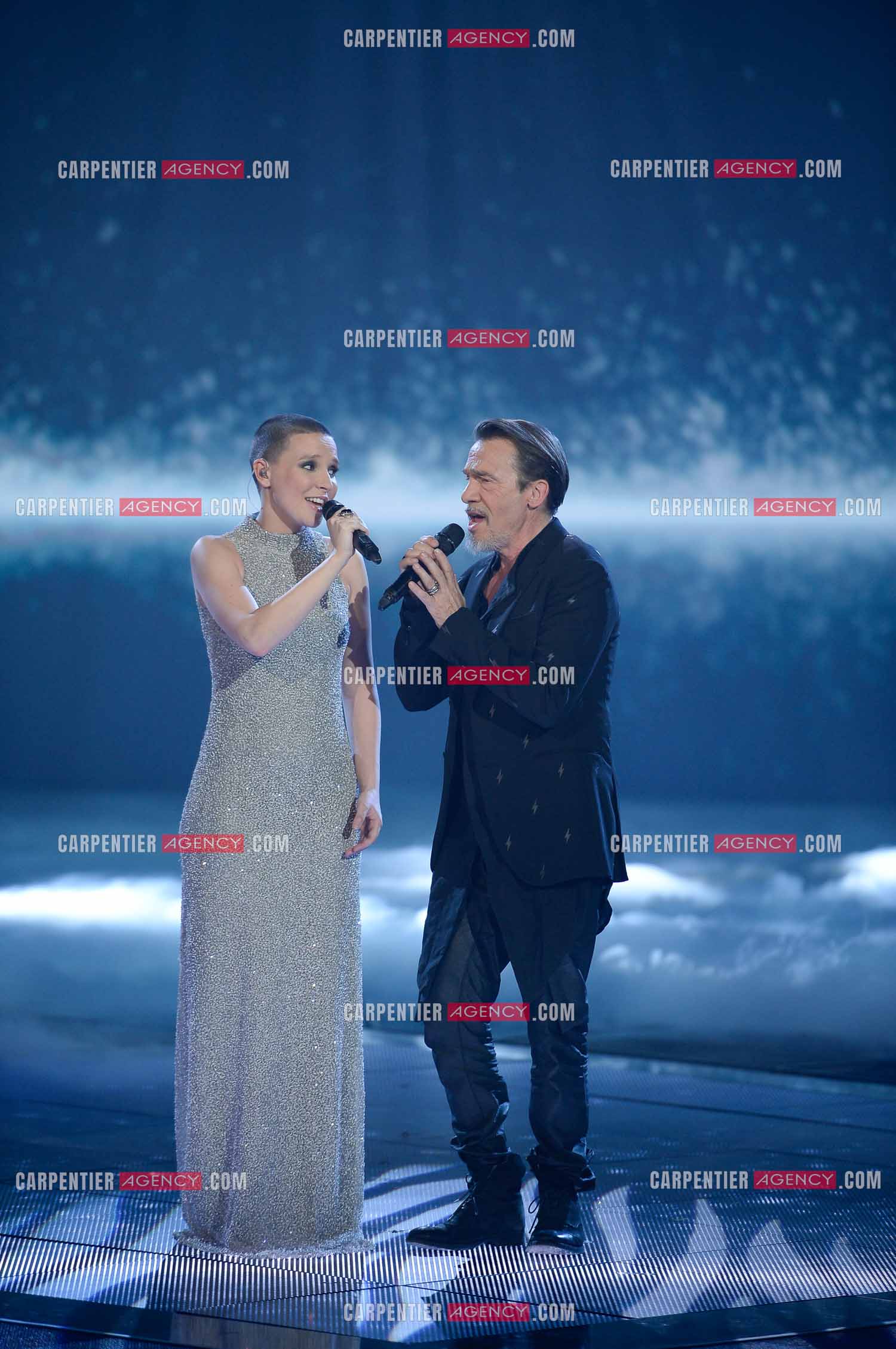 Saison 4 de l'émission The Voice en 2015. Duo entre la finaliste Anne Sila et son coach Florent Pagny.         ( Exclusif )