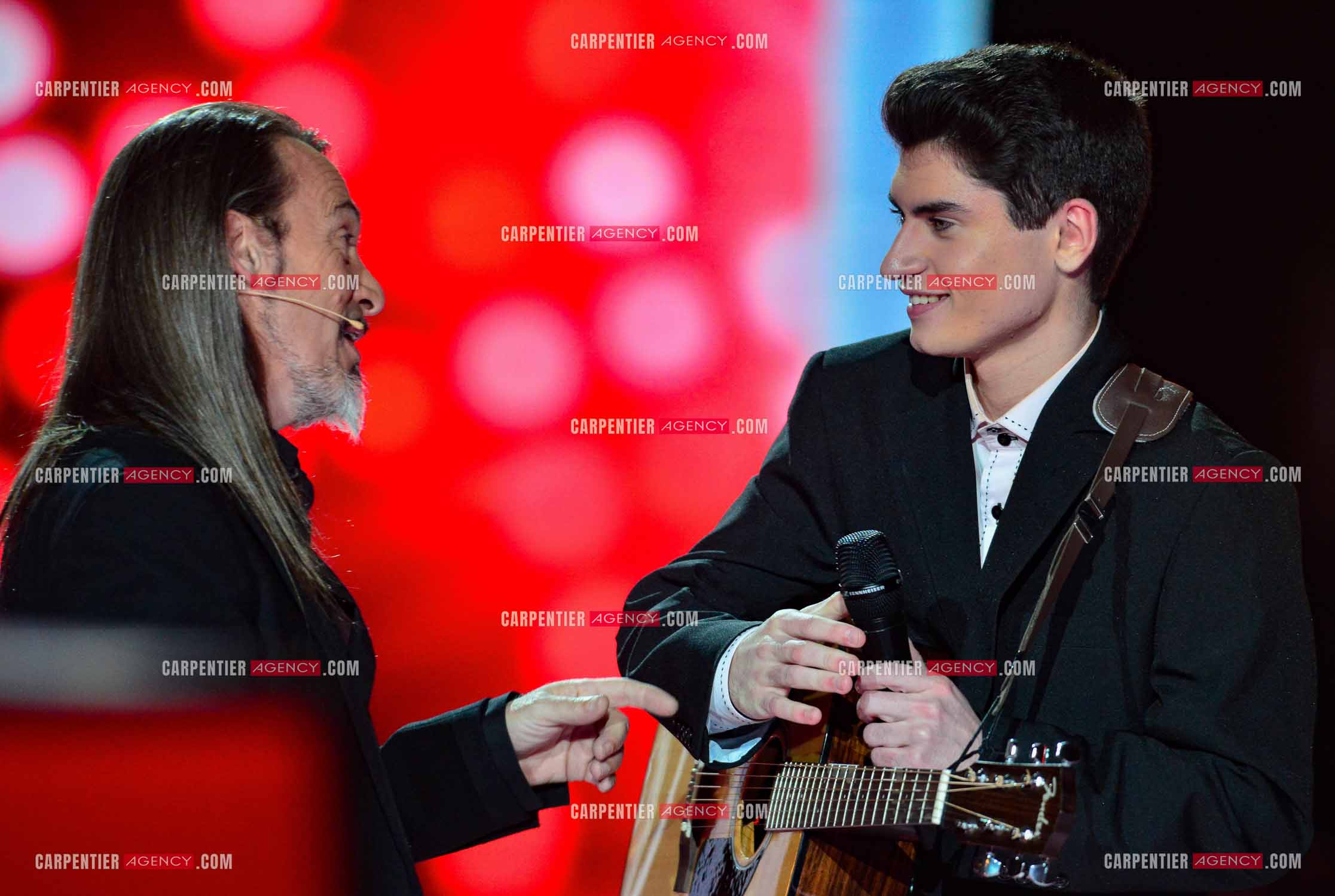 Saison 3 de l'émission The Voice. Le candidat David Thibault face à son coach Florent Pagny suite a sa prestation sur une chanson d'Elvis Presley.           ( Exclusif )