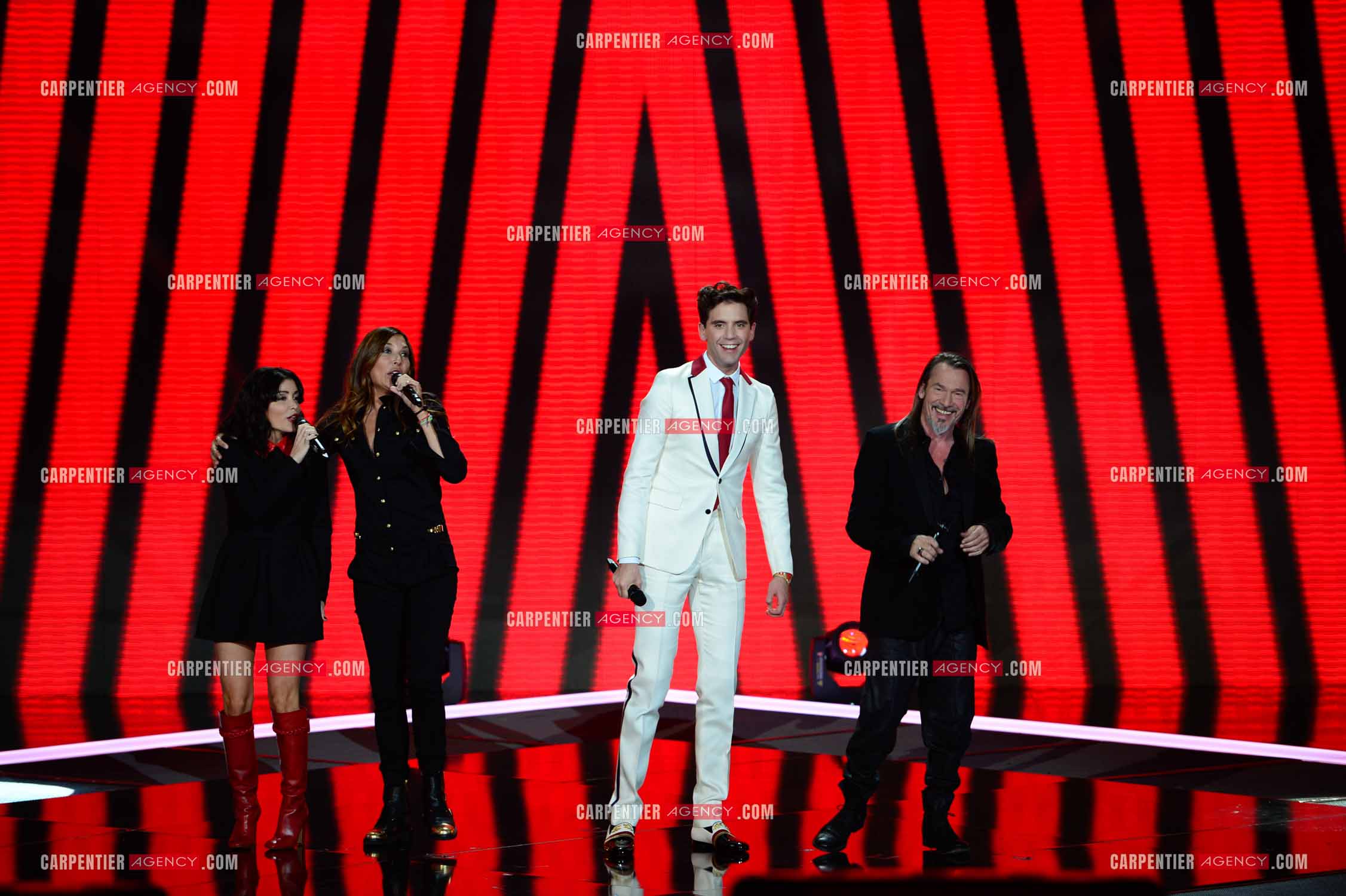 Les quatre coachs Zazie, Mika, Florent Pagny et Jenifer sur le plateau de l'émission THE VOICE. ( Exclusif )