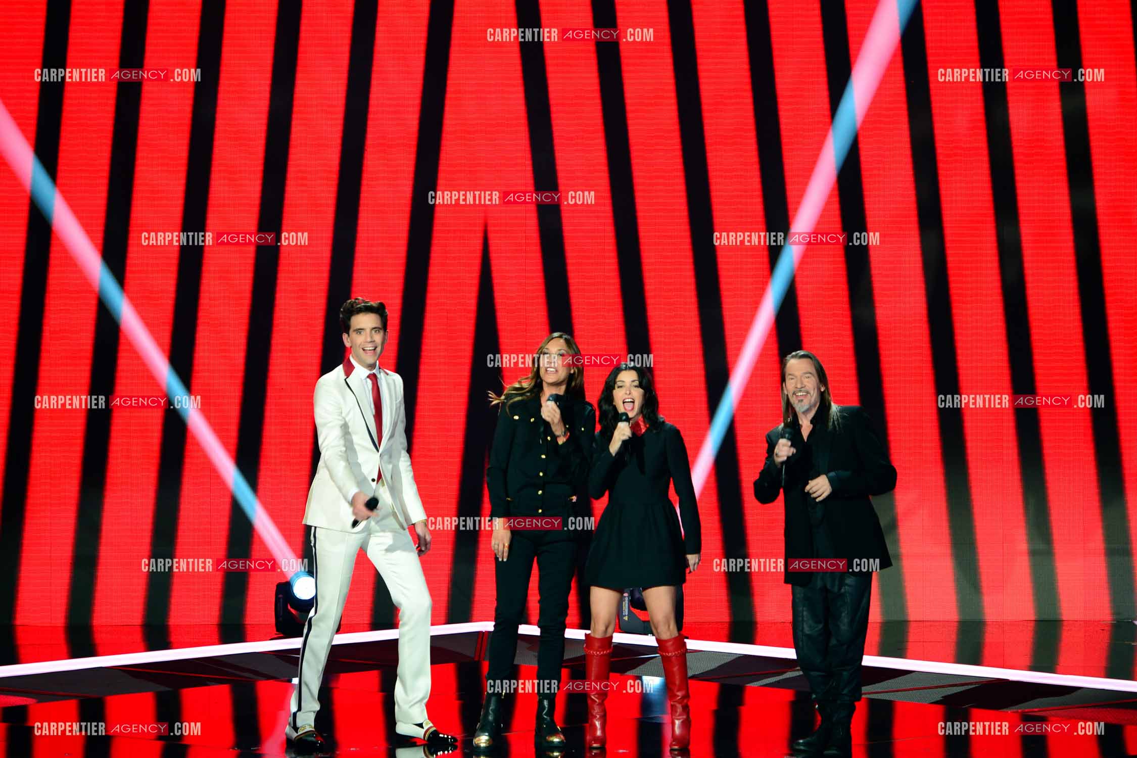 Les quatre coachs Zazie, Mika, Florent Pagny et Jenifer sur le plateau de l'émission THE VOICE. ( Exclusif )