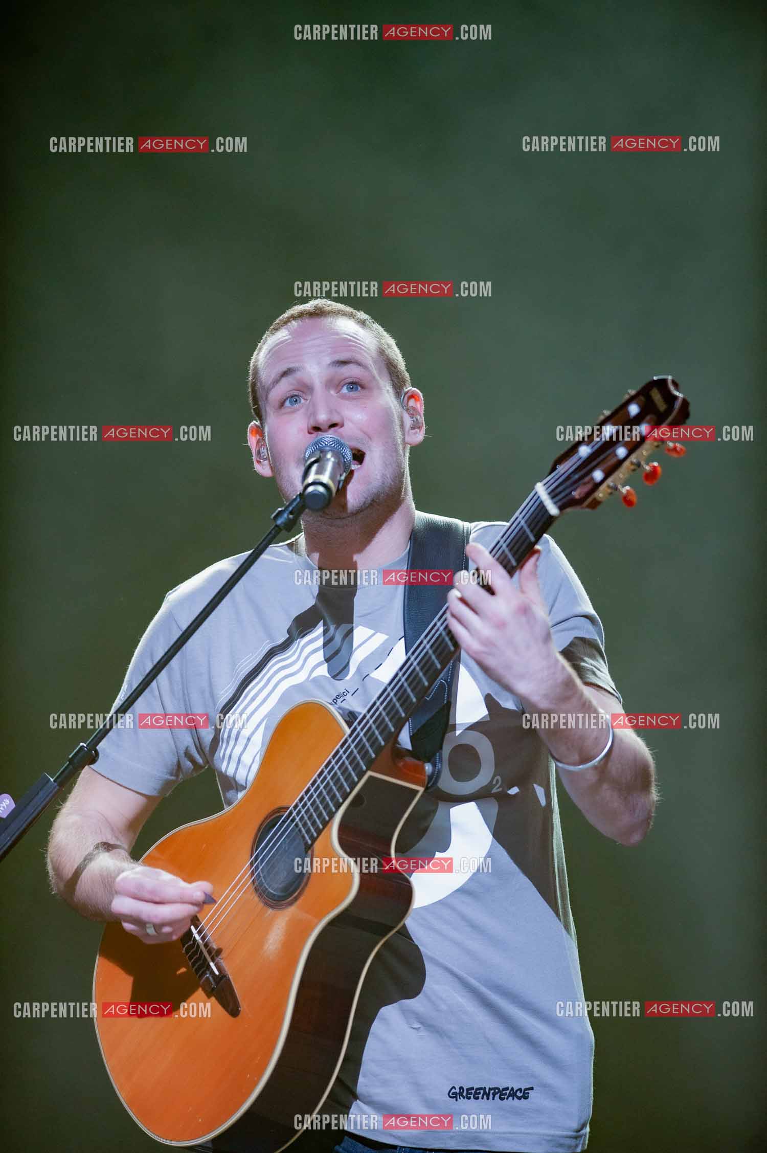 Grand concert au Zénith de Paris “ ULTIMATUM PLANETE ZÉNITH “ le 22 Nov 2009. Le groupe Tryo composé de:                                Cyril Célestin dit Guizmo,Christophe Mali, Daniel Bravo dit Danielito, Emmanuel Eveno dit Manu                        ( Exclusif )