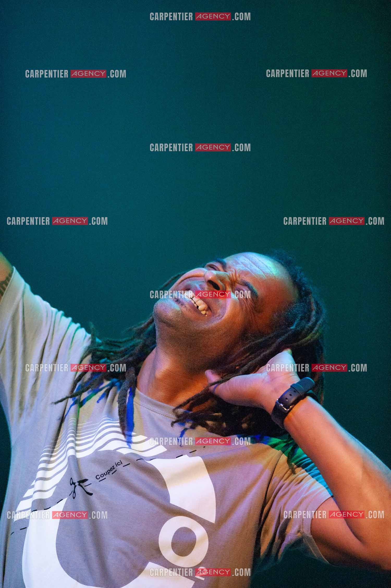 Grand concert au Zénith de Paris “ ULTIMATUM PLANETE ZÉNITH “ le 22 Nov 2009. Le chanteur Yannick Noah.                                    ( Exclusif )