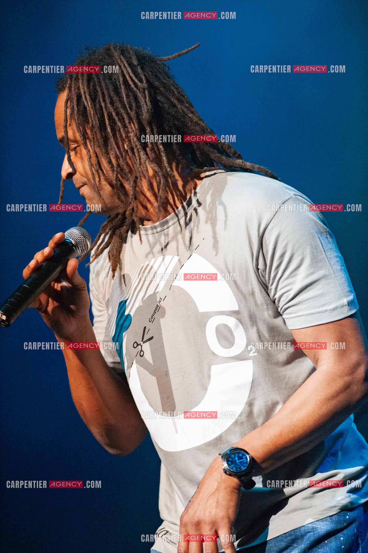 Grand concert au Zénith de Paris “ ULTIMATUM PLANETE ZÉNITH “ le 22 Nov 2009. Le chanteur Yannick Noah.                                    ( Exclusif )