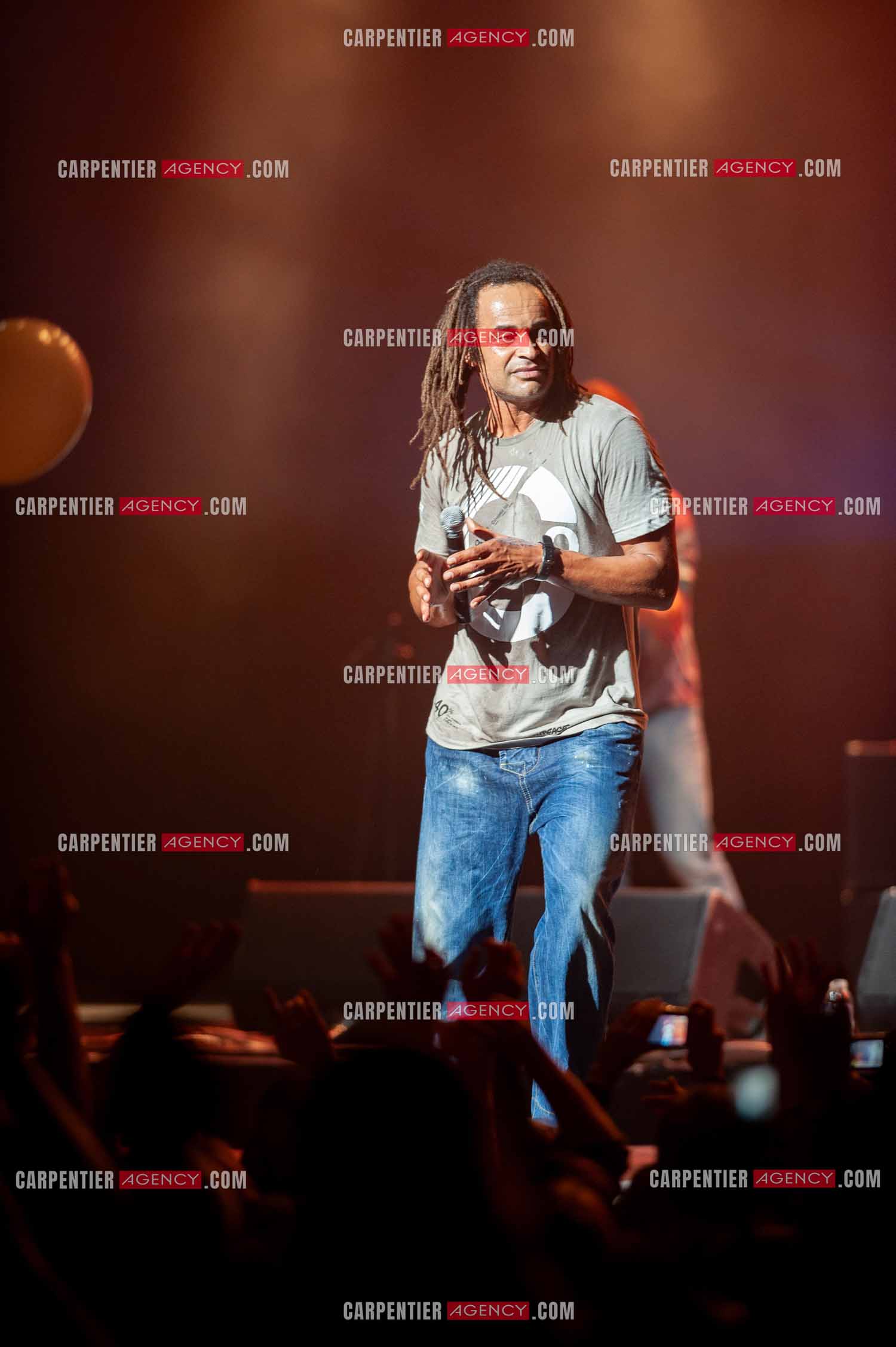 Grand concert au Zénith de Paris “ ULTIMATUM PLANETE ZÉNITH “ le 22 Nov 2009. Le chanteur Yannick Noah.                                    ( Exclusif )