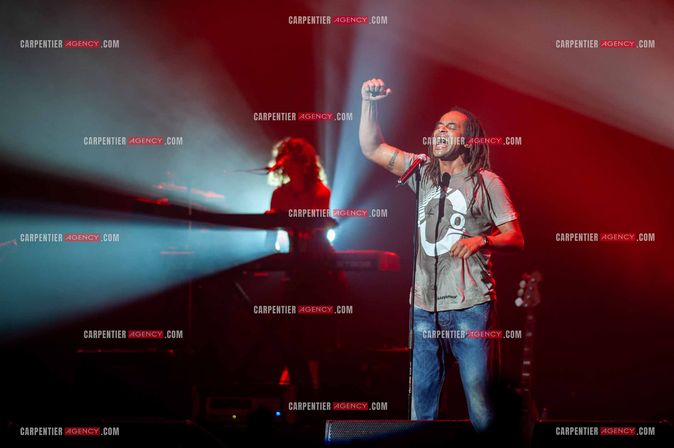 Grand concert au Zénith de Paris “ ULTIMATUM PLANETE ZÉNITH “ le 22 Nov 2009. Le chanteur Yannick Noah.                                    ( Exclusif )
