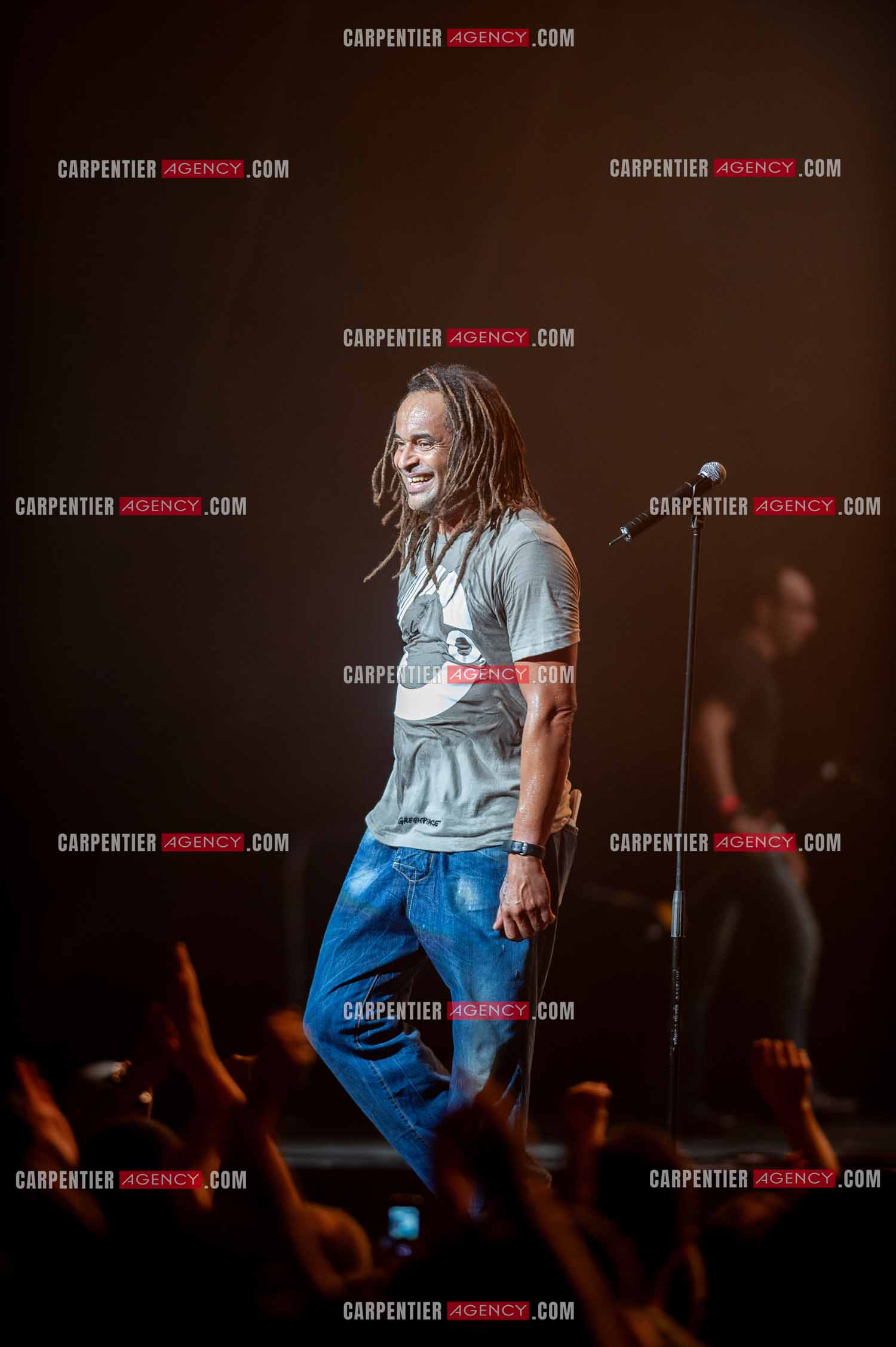 Grand concert au Zénith de Paris “ ULTIMATUM PLANETE ZÉNITH “ le 22 Nov 2009. Le chanteur Yannick Noah.                                    ( Exclusif )