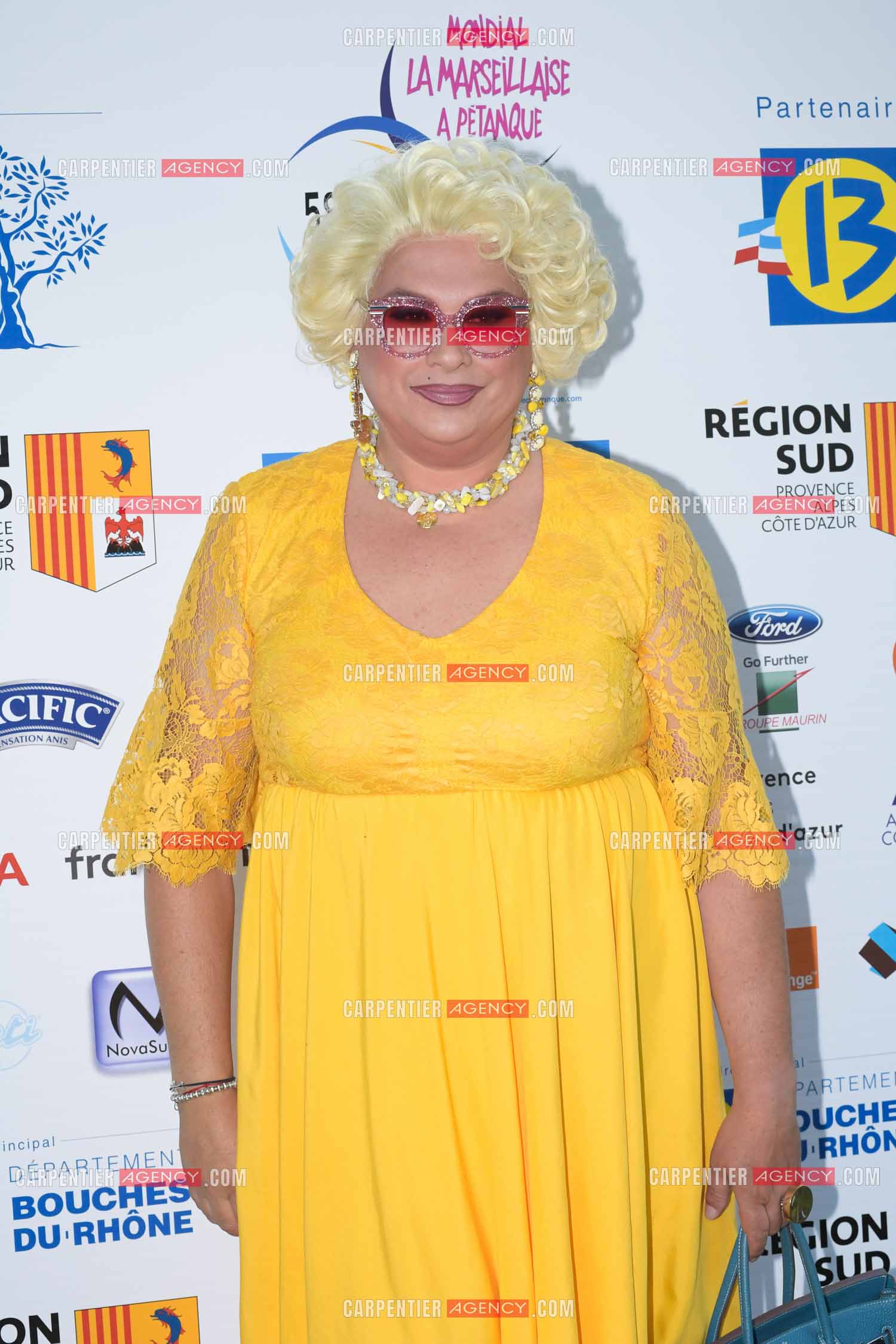 L'humoriste Zize au Mondial La Marseillaise à pétanque.