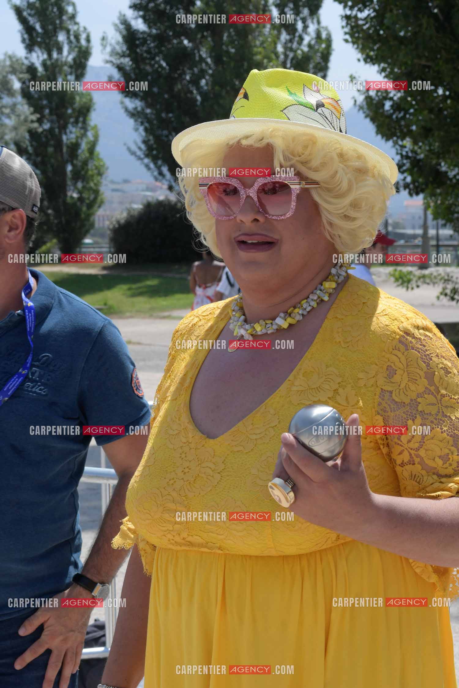 L'humoriste Zize au Mondial La Marseillaise à pétanque.