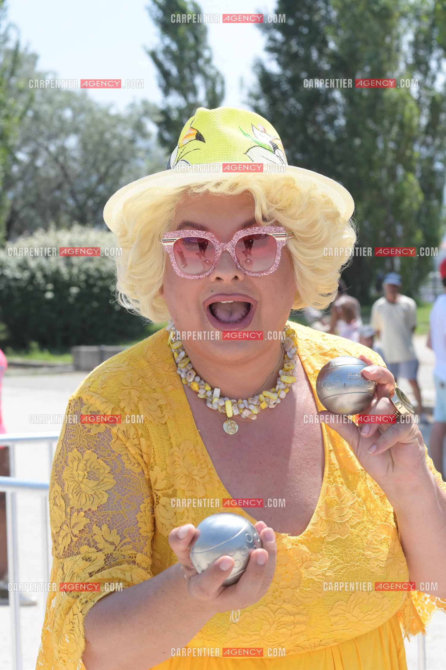 L'humoriste Zize au Mondial La Marseillaise à pétanque.