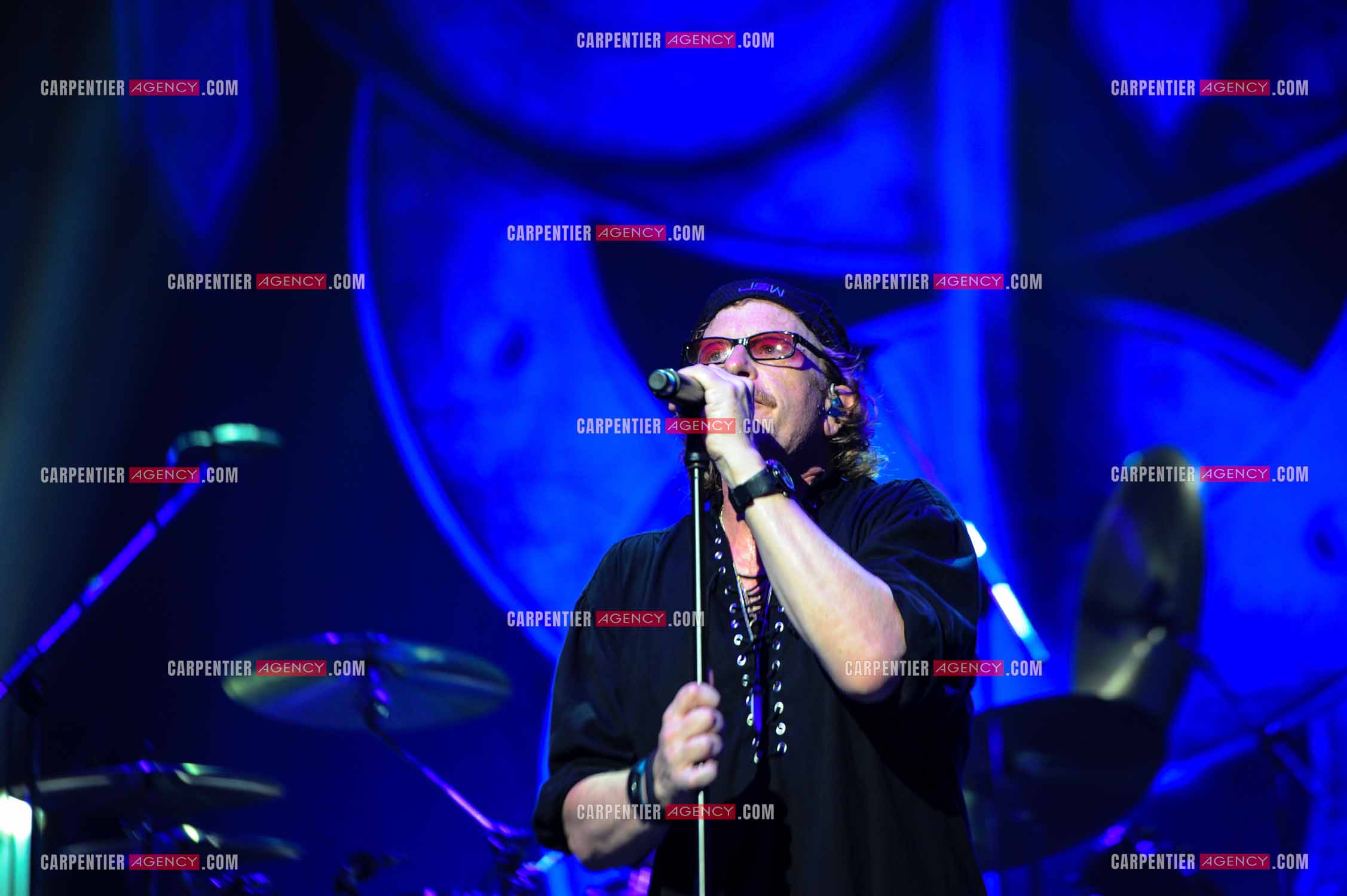 Le groupe Toto en concert au Zénith de Paris. Le chanteur du groupe, Joe Williams. ( Exclusif )